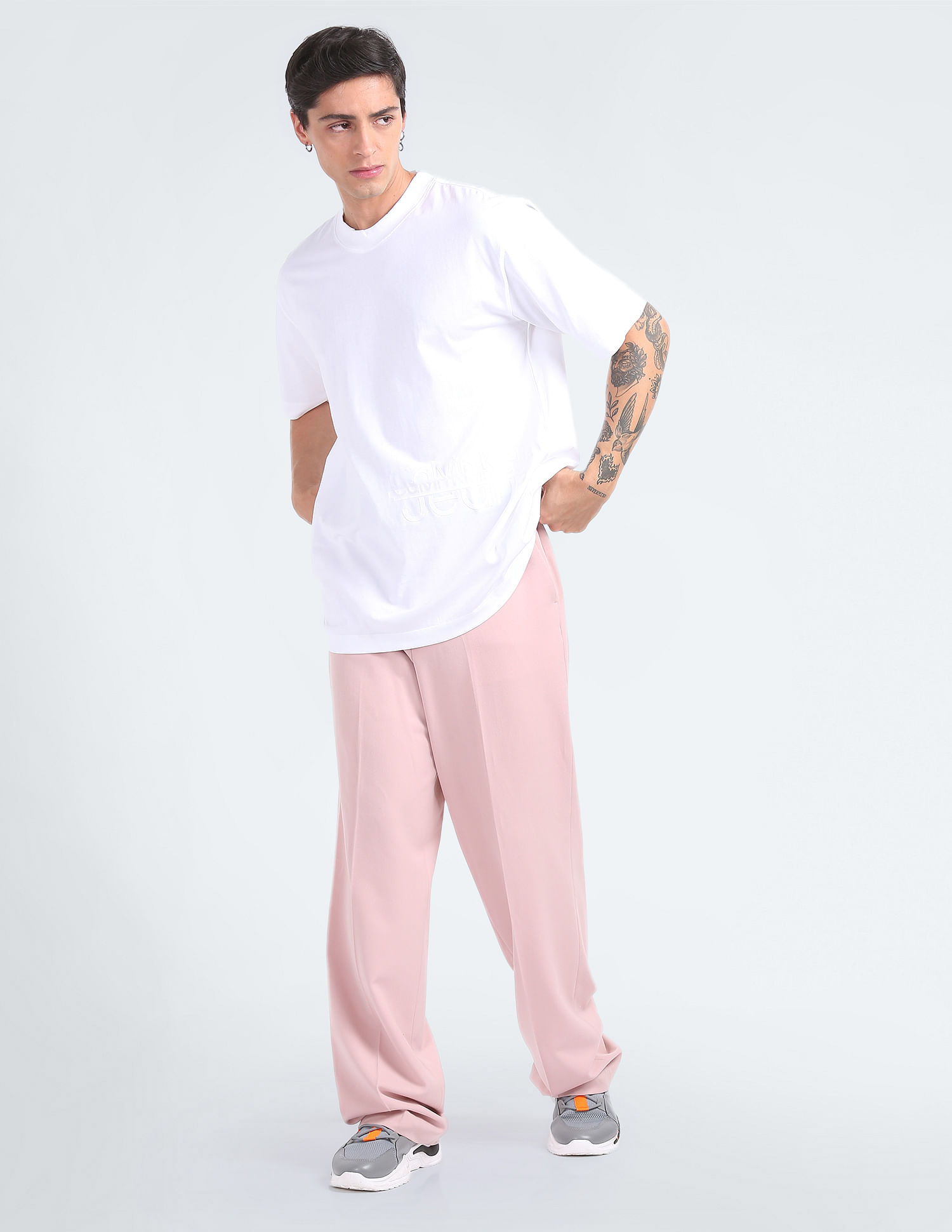 Calvin Klein Jeans Transitional Cotton Tonal Logo T-Shirt