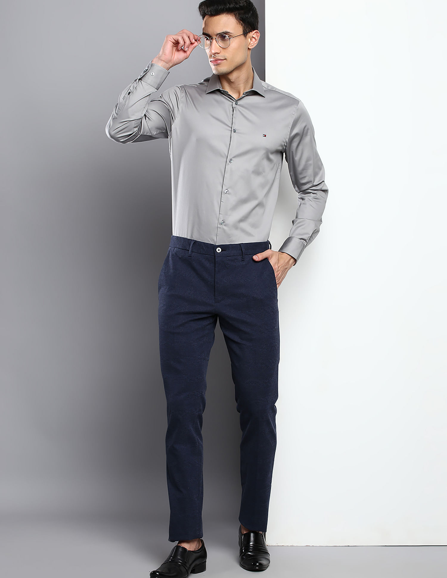 Buy Tommy Hilfiger Solid Satin Casual Shirt - NNNOW.com