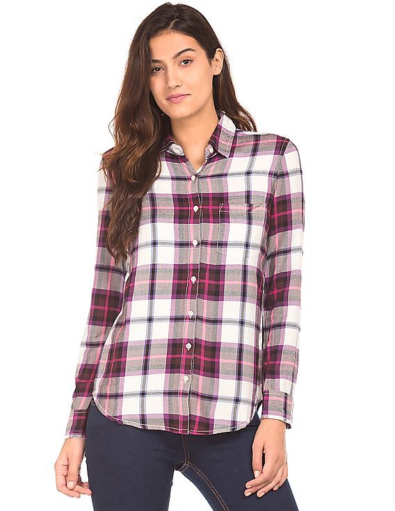 Aeropostale Women's Pink Plaid Button Down Shirt