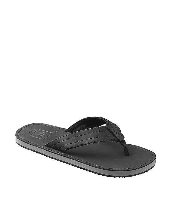 gap leather flip flops