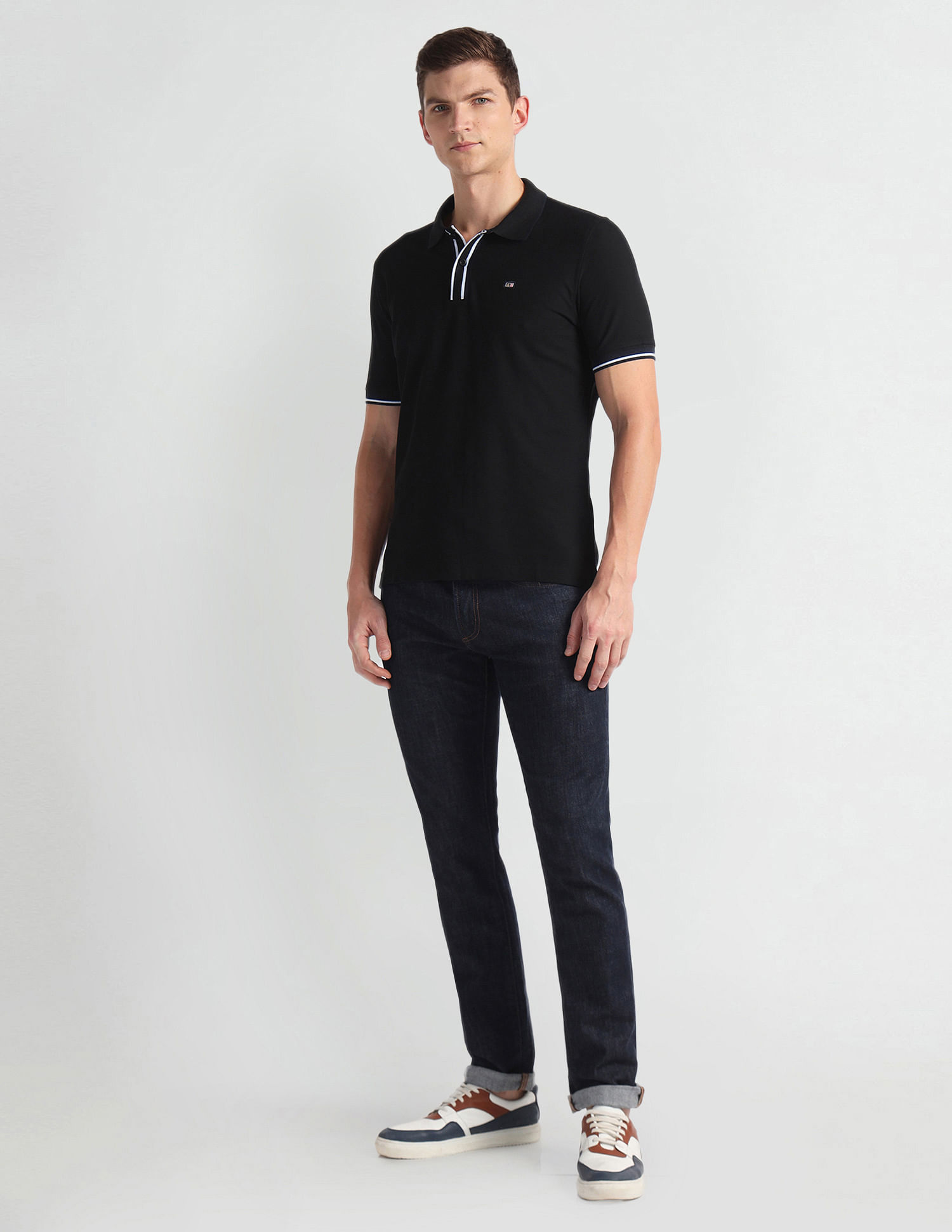 Arrow Sports Tipped Collar Solid Polo Shirt