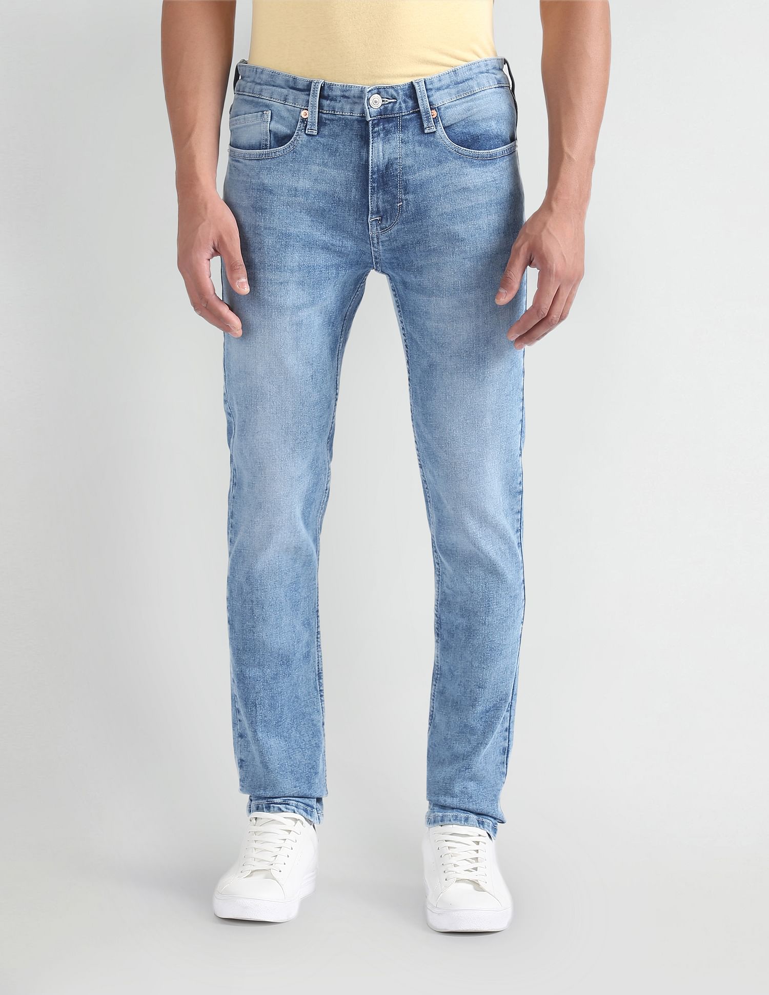 Flying Machine Mid Rise Freddie Slim Straight Fit Jeans