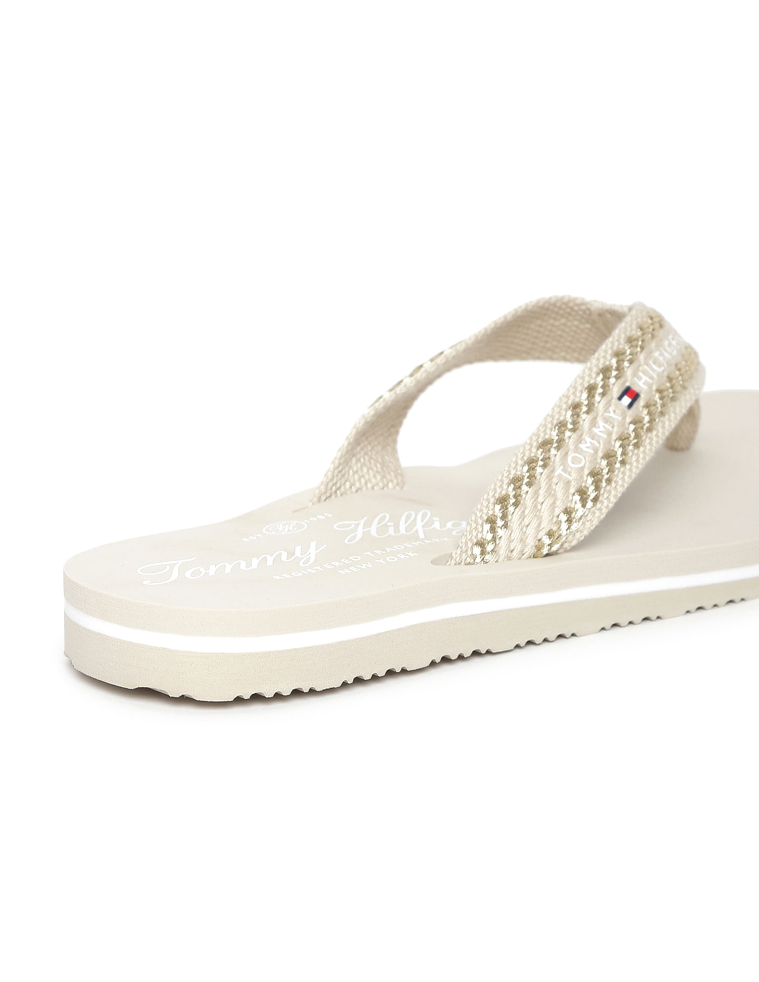 Tommy hilfiger best sale flip flops gold