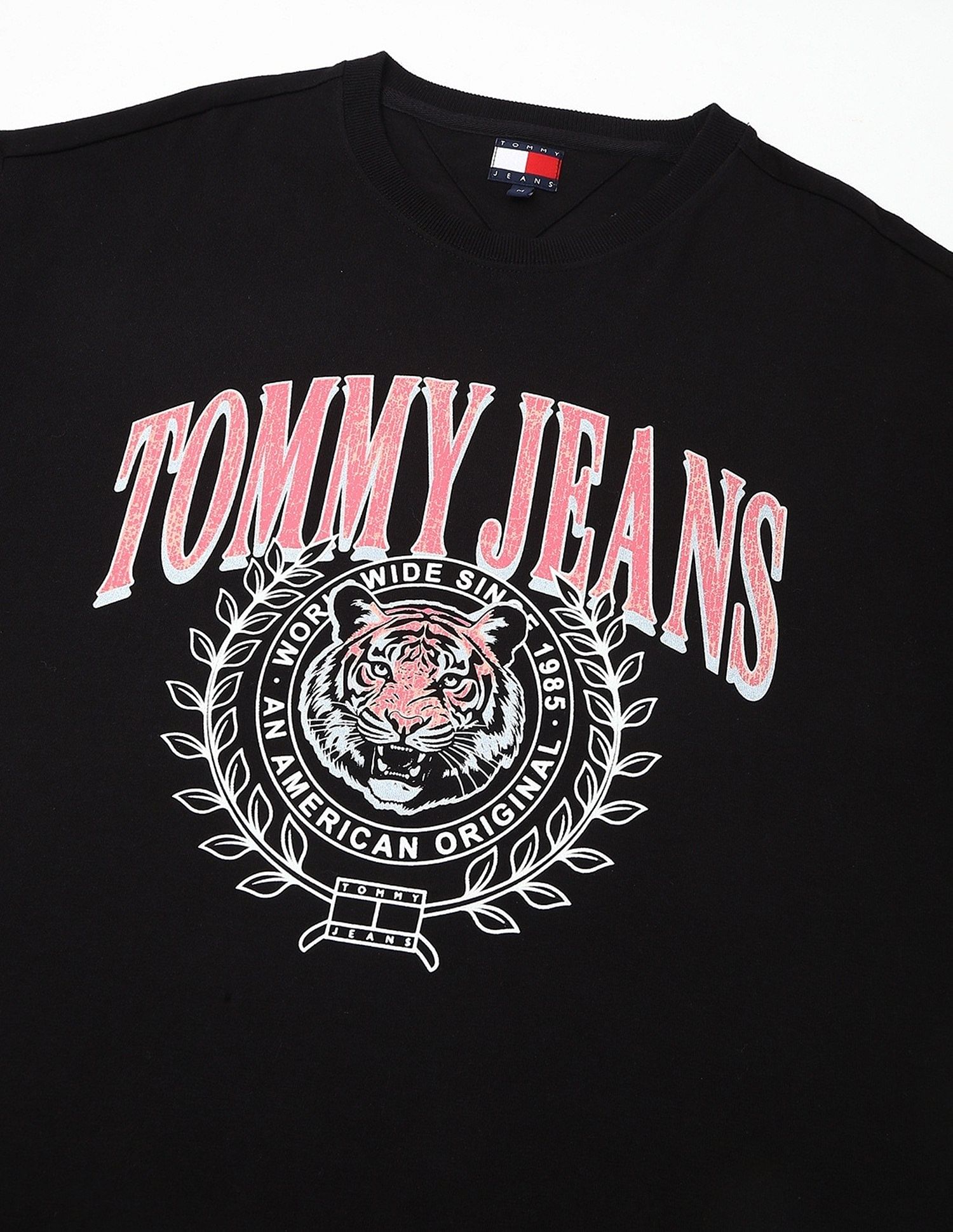 Tommy Hilfiger Graphic Relaxed-Fit Cotton T-Shirt