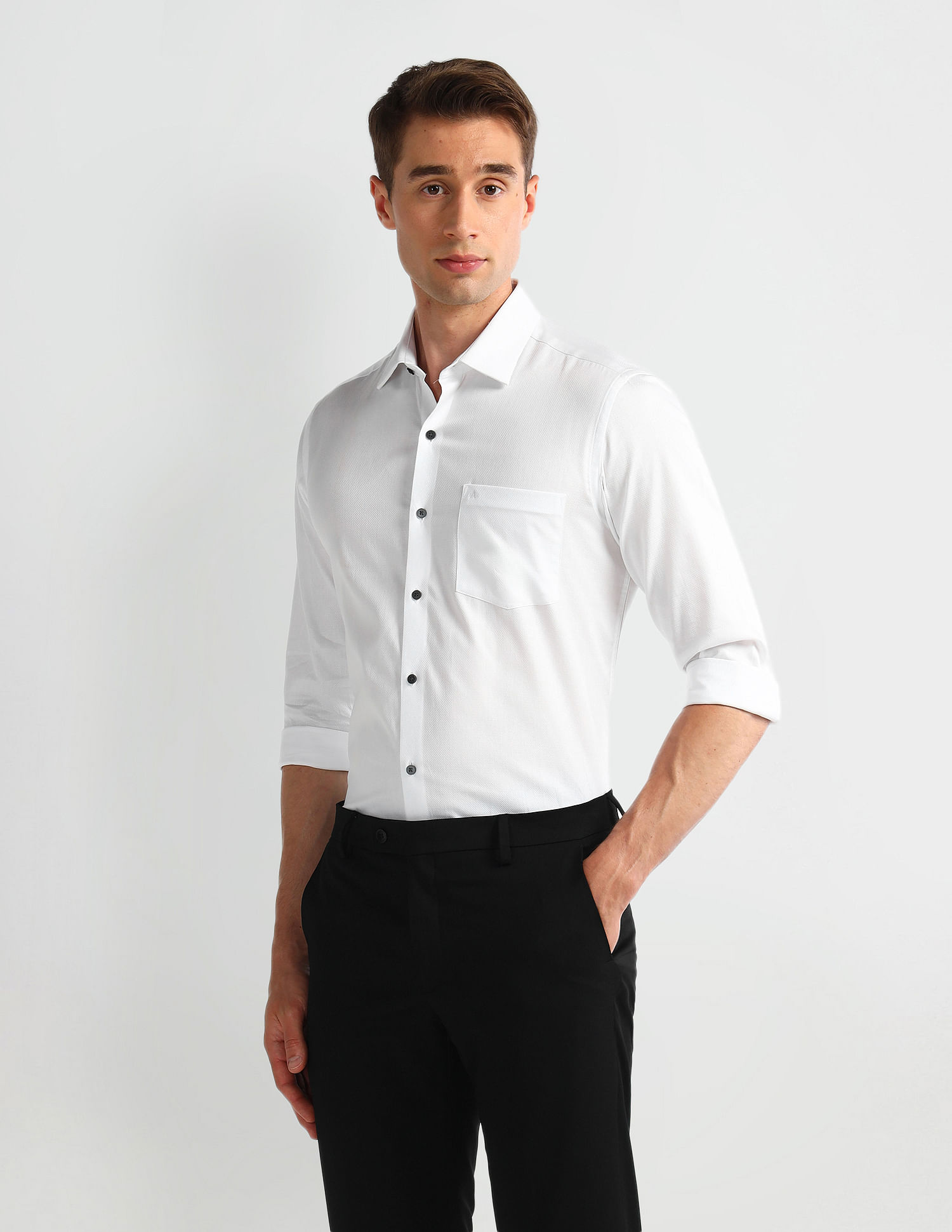 Arrow Manhattan Slim Fit Cotton Shirt
