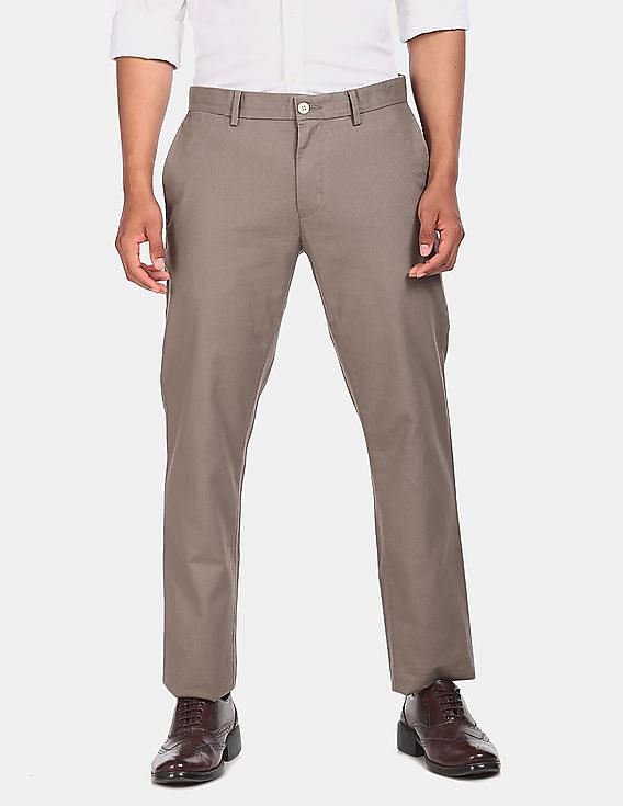 Tommy Hilfiger Men Light Brown Dobby Flex Flat Front Casual Trousers