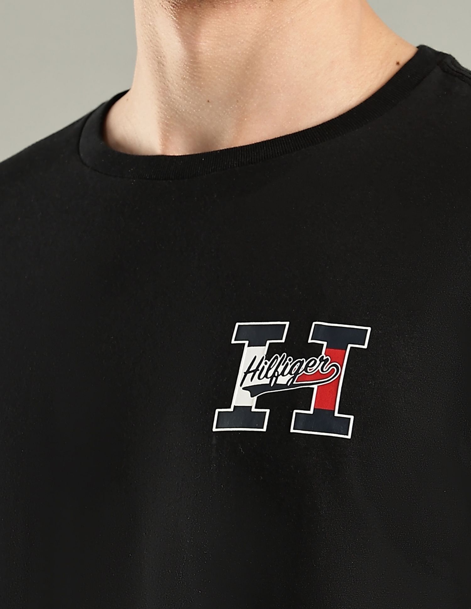 Tommy Hilfiger Graphic Regular-Fit Cotton T-Shirt