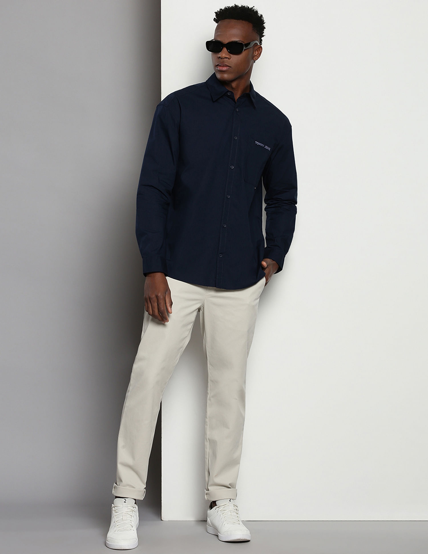 Tommy Hilfiger Solid Relaxed Fit Shirt