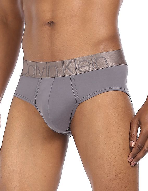 Calvin Klein Underwear Men Grey Mid-Waist Solid Cotton Briefs