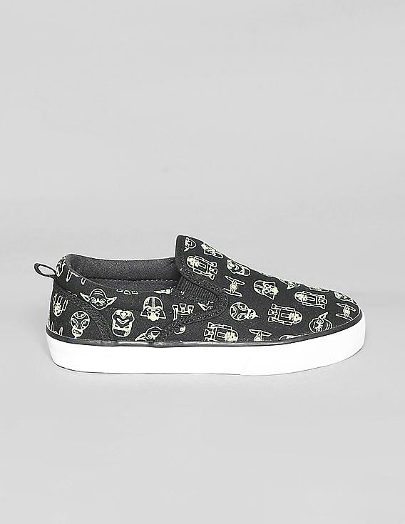 Buy GAP Boys Black Star Wars Slip On Shoes NNNOW