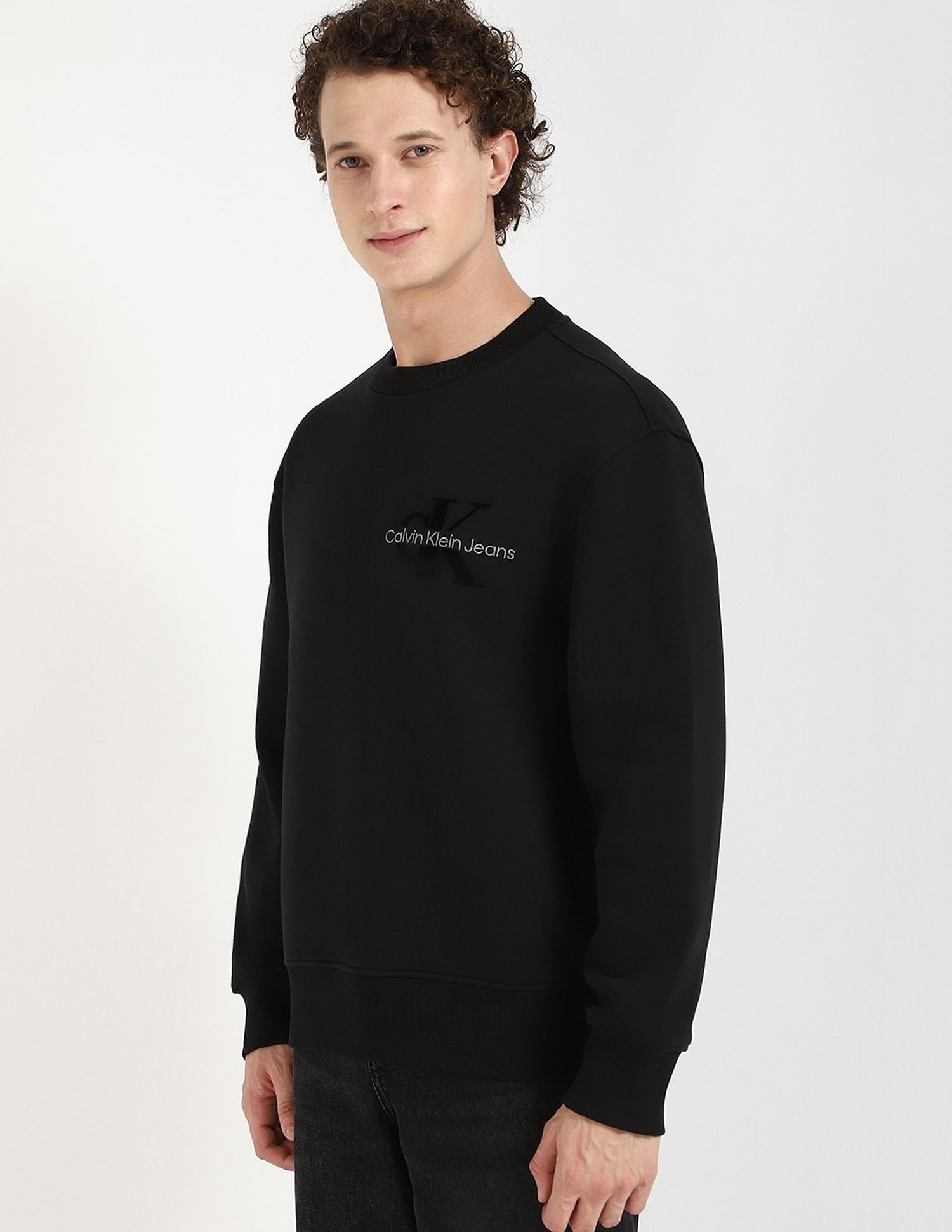 Calvin Klein Jeans Embroidered Logo Relaxed-Fit Cotton Sweatshirt