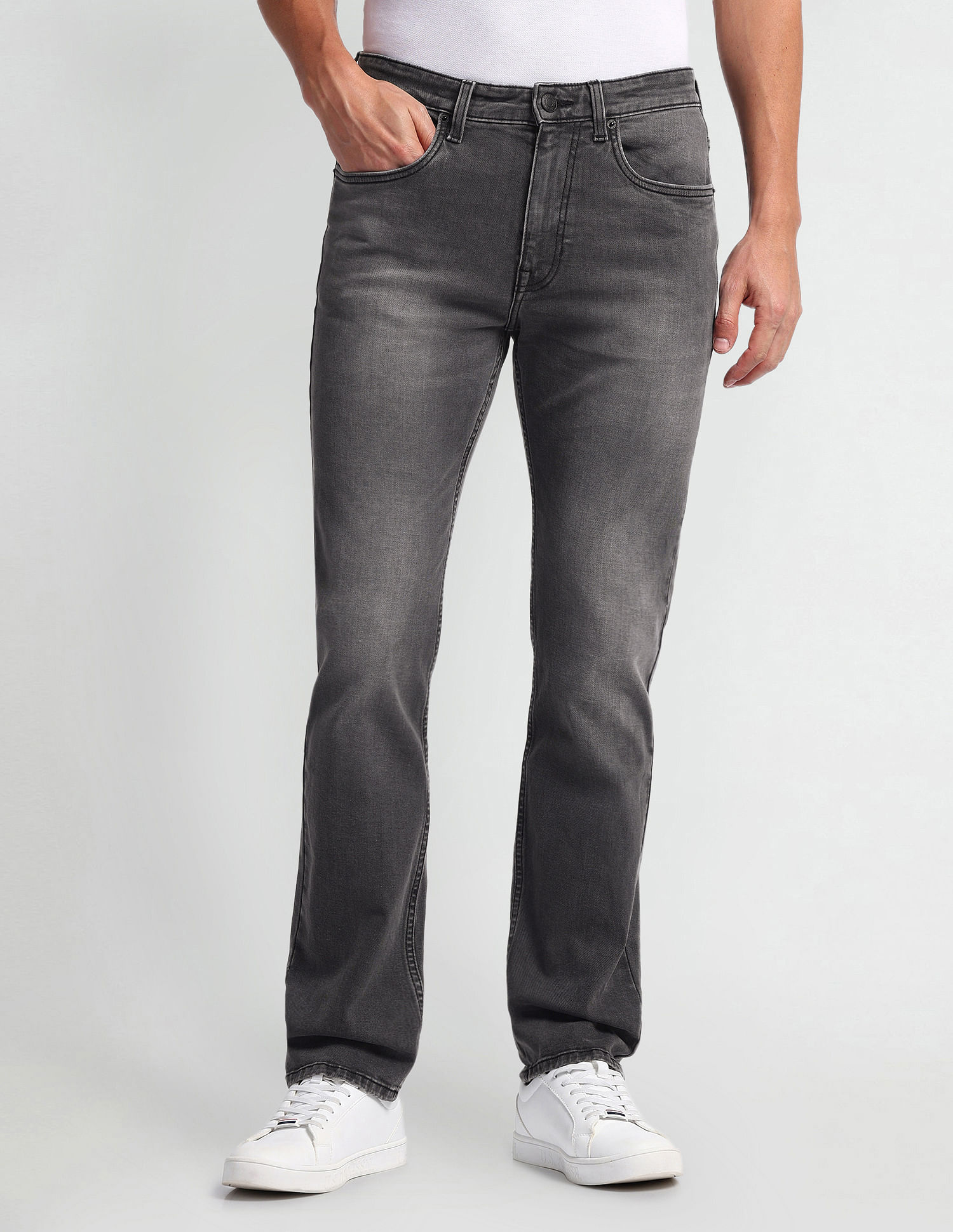 U.S. Polo Assn. Denim Co. Harold Slim Tapered Fit Jeans