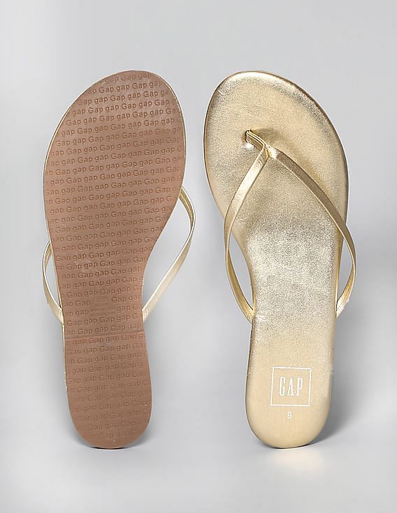 Gap gold on sale flip flops