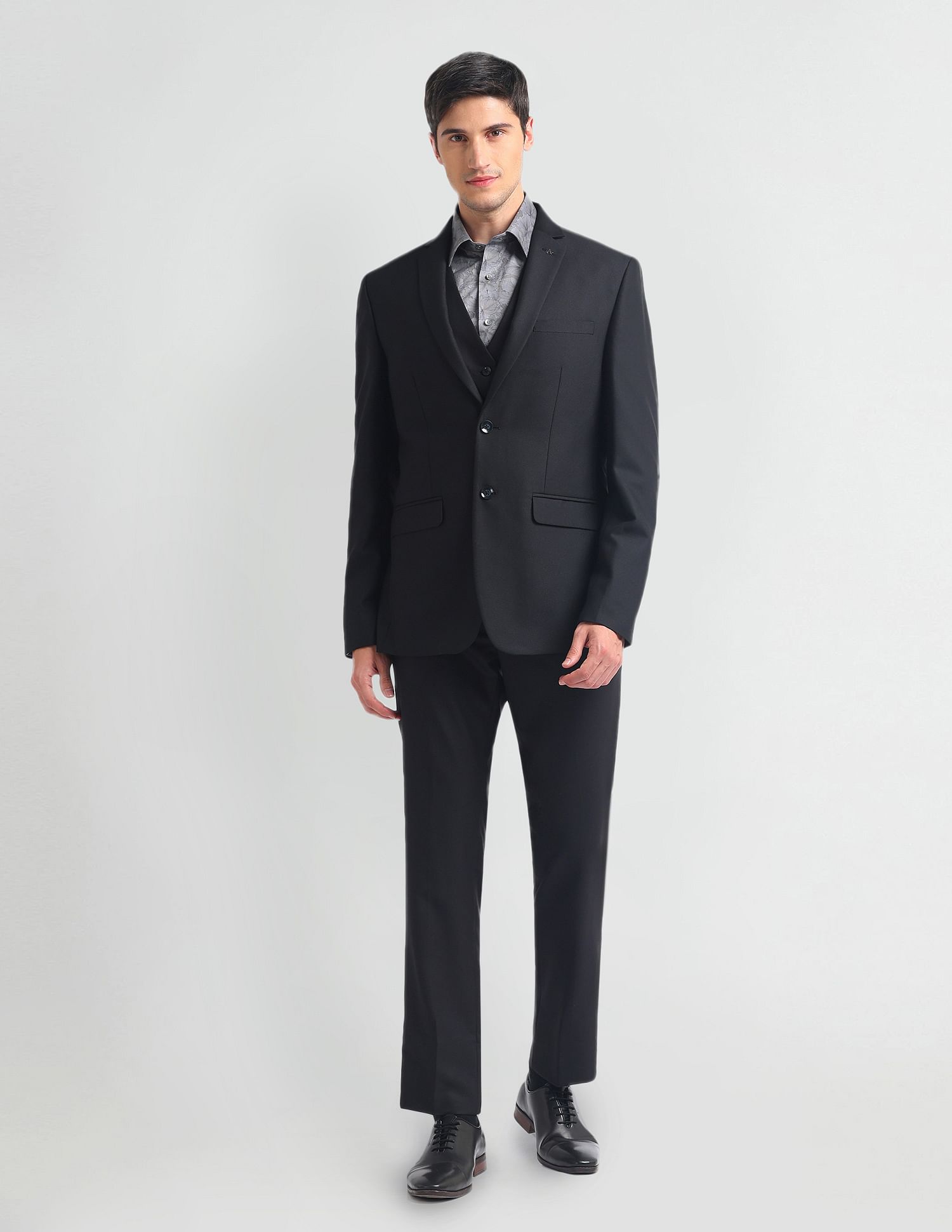 Arrow Reversible Waistcoat Three Piece Suit