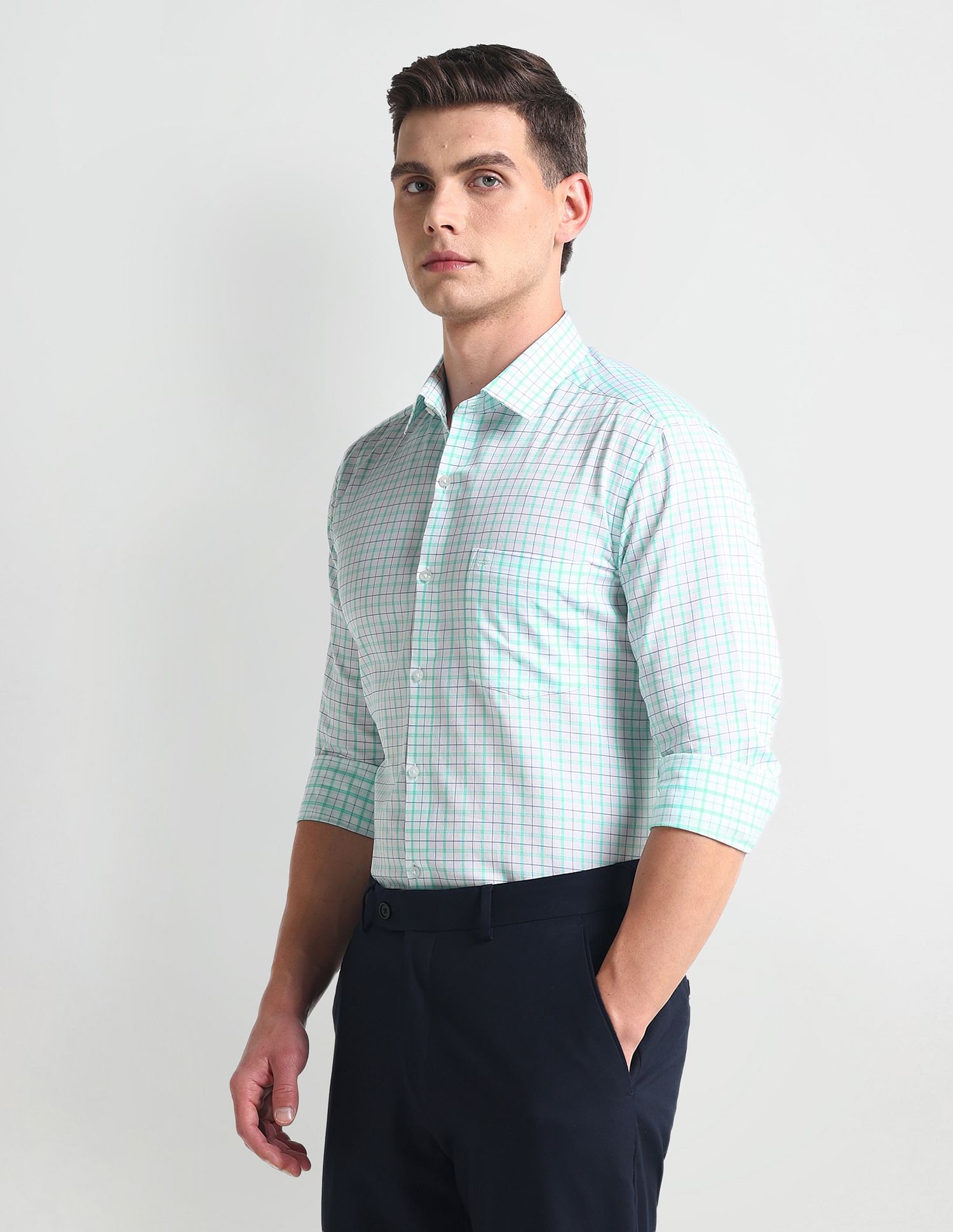 Arrow Pure Cotton Manhattan Slim Fit Shirt