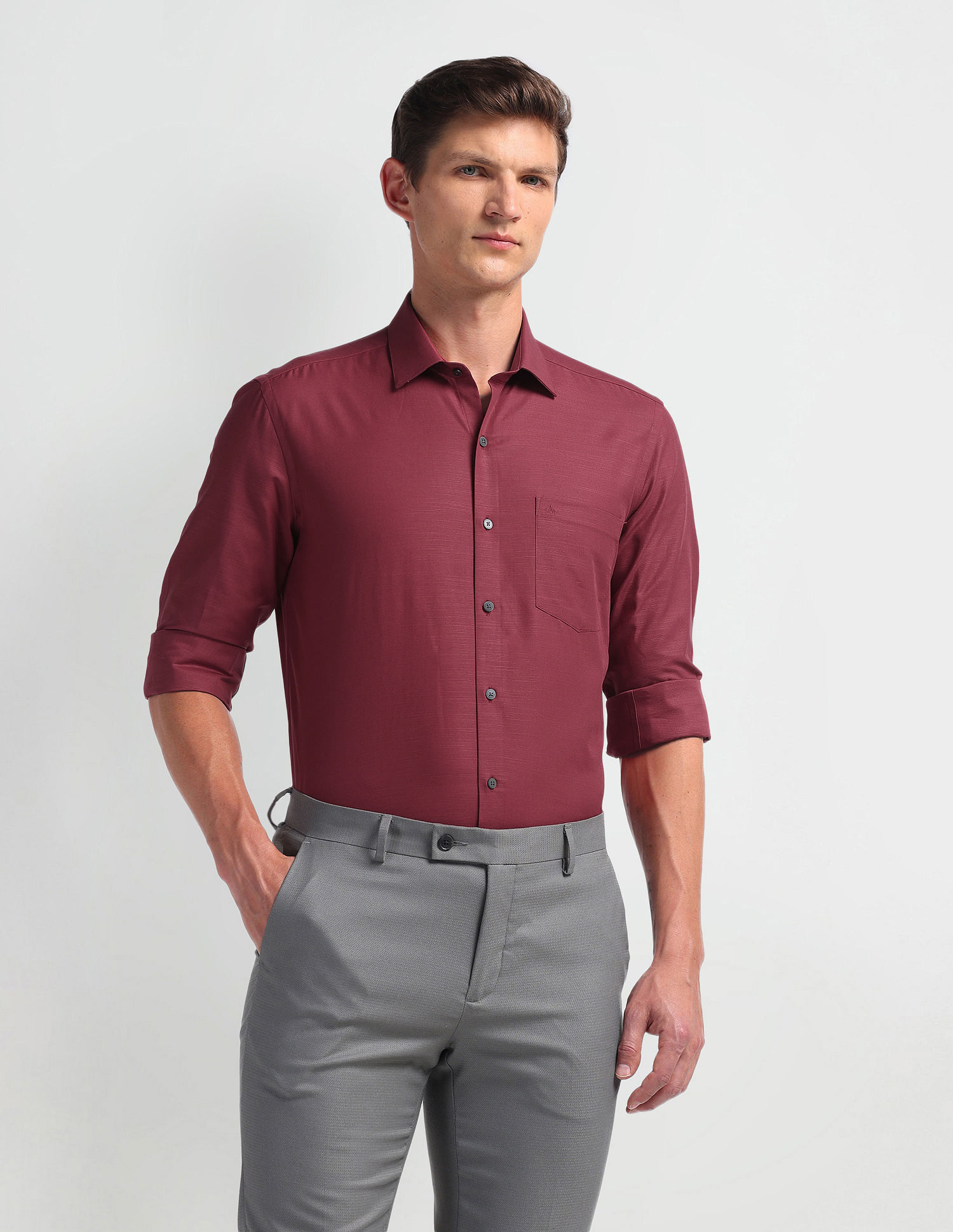 Arrow Solid Slim Fit Shirt