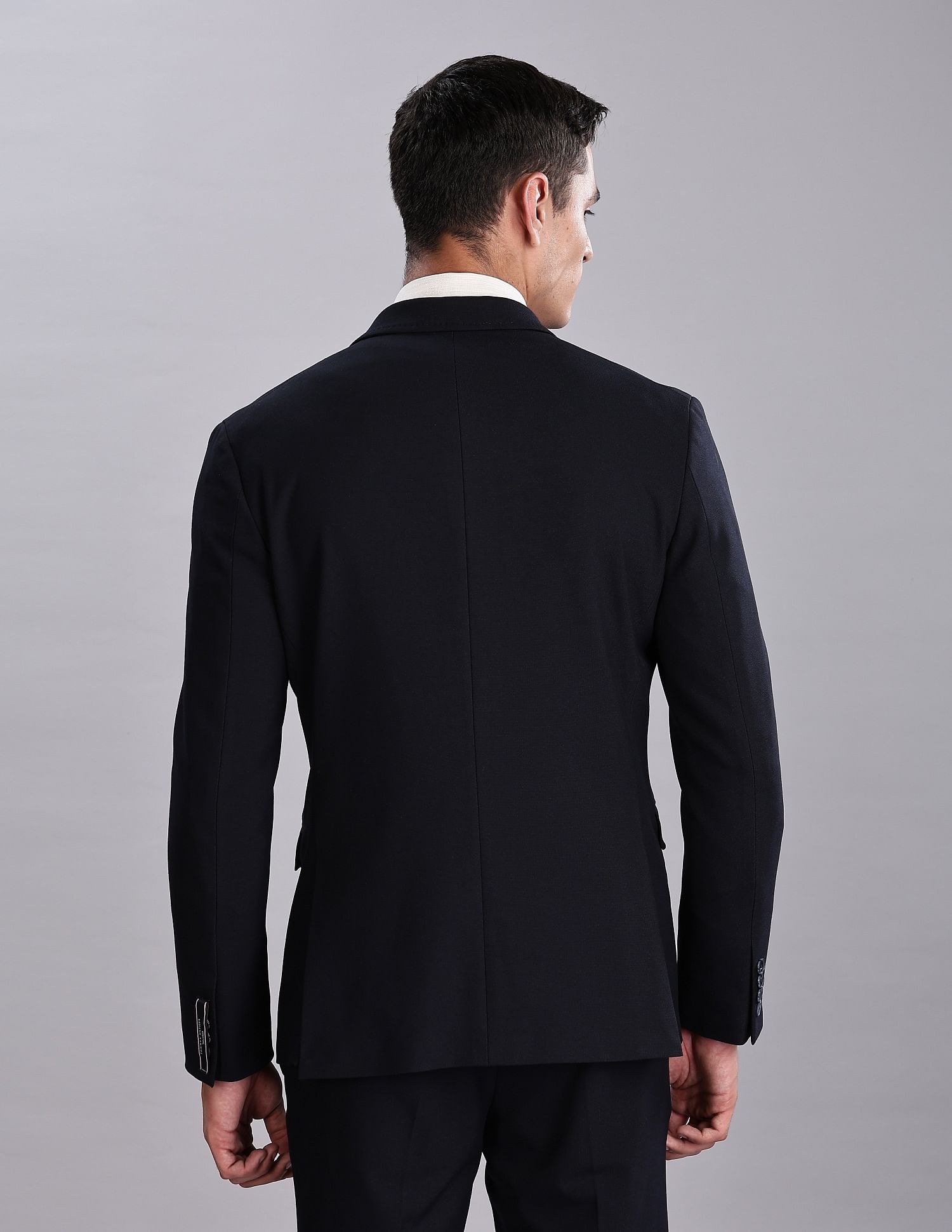 Tommy Hilfiger Solid Regular-Fit Polyester Blazer