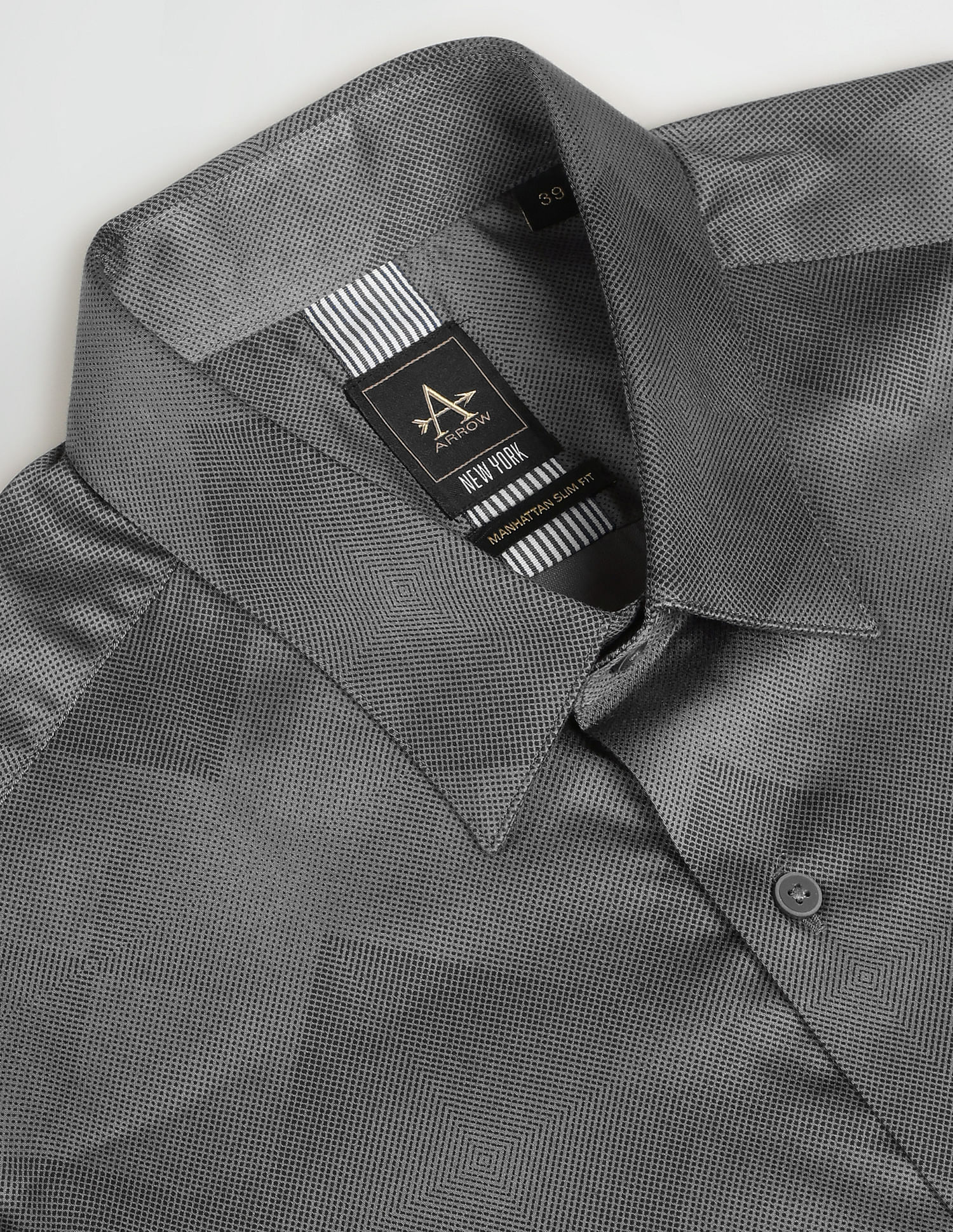 Arrow Newyork Cutaway Collar Geometric Pattern Shirt