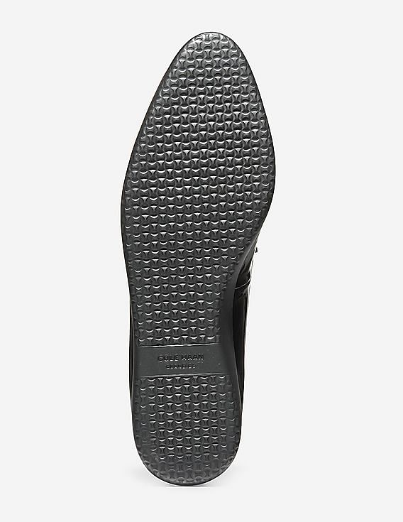 Cole haan store slip resistant shoes