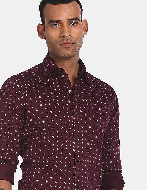 maroon printed shirt