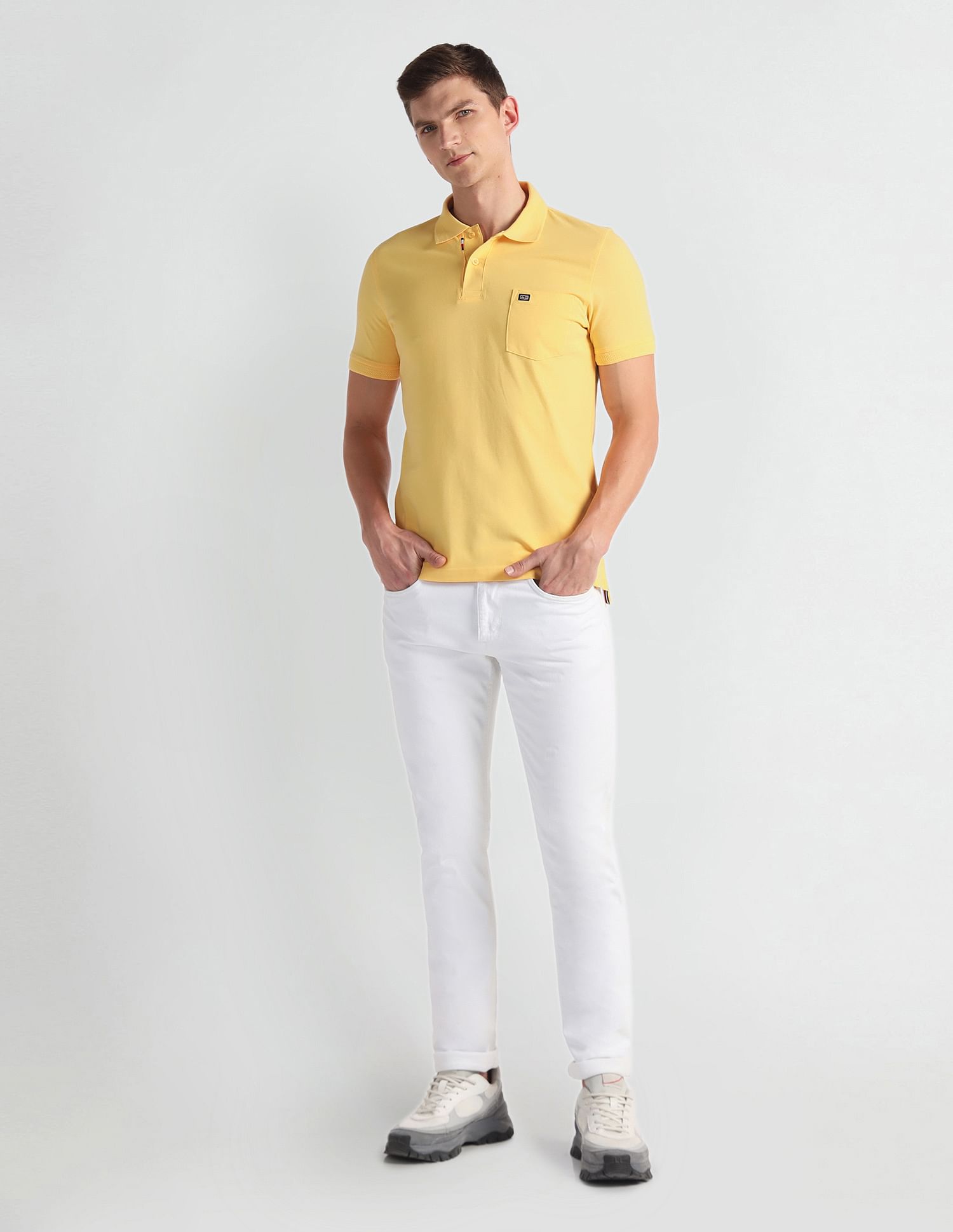 Arrow Sports Patterned Collar Pocket Polo Shirt