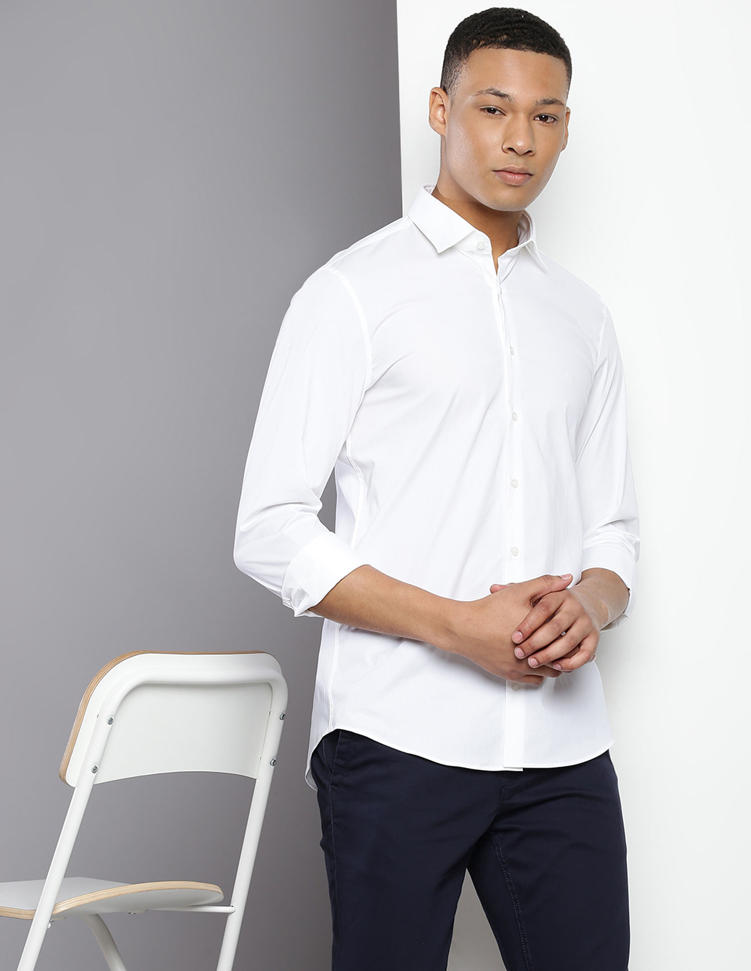 Buy Calvin Klein Solid Slim Fit Shirt - NNNOW.com