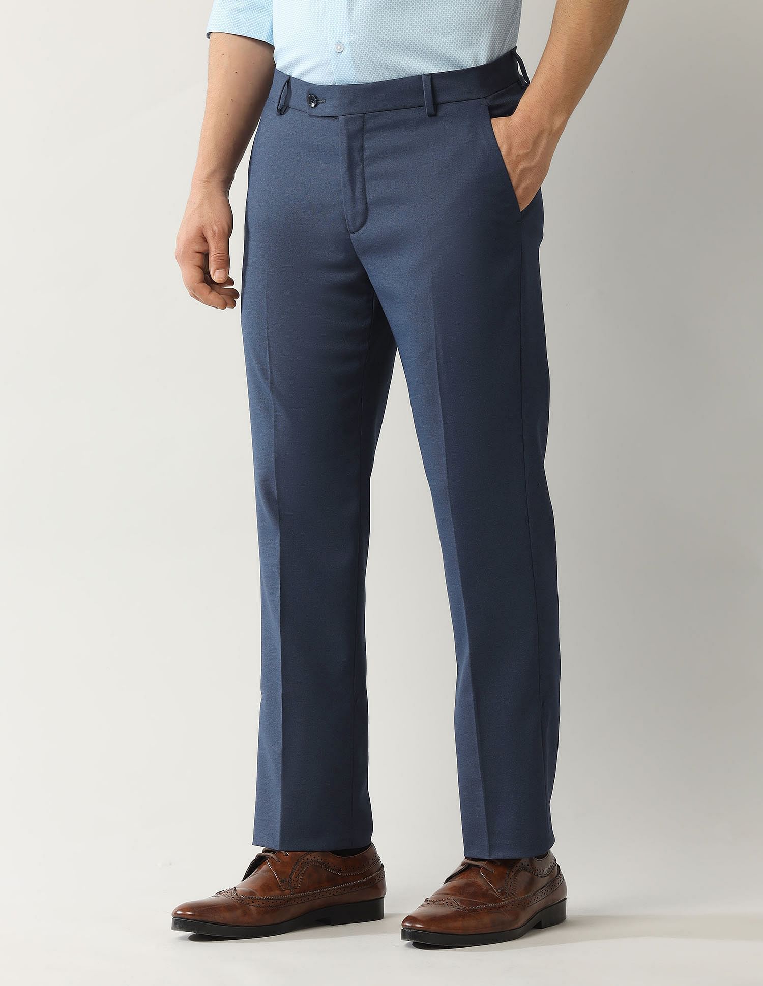 Arrow Solid Dobby Autoflex Trousers