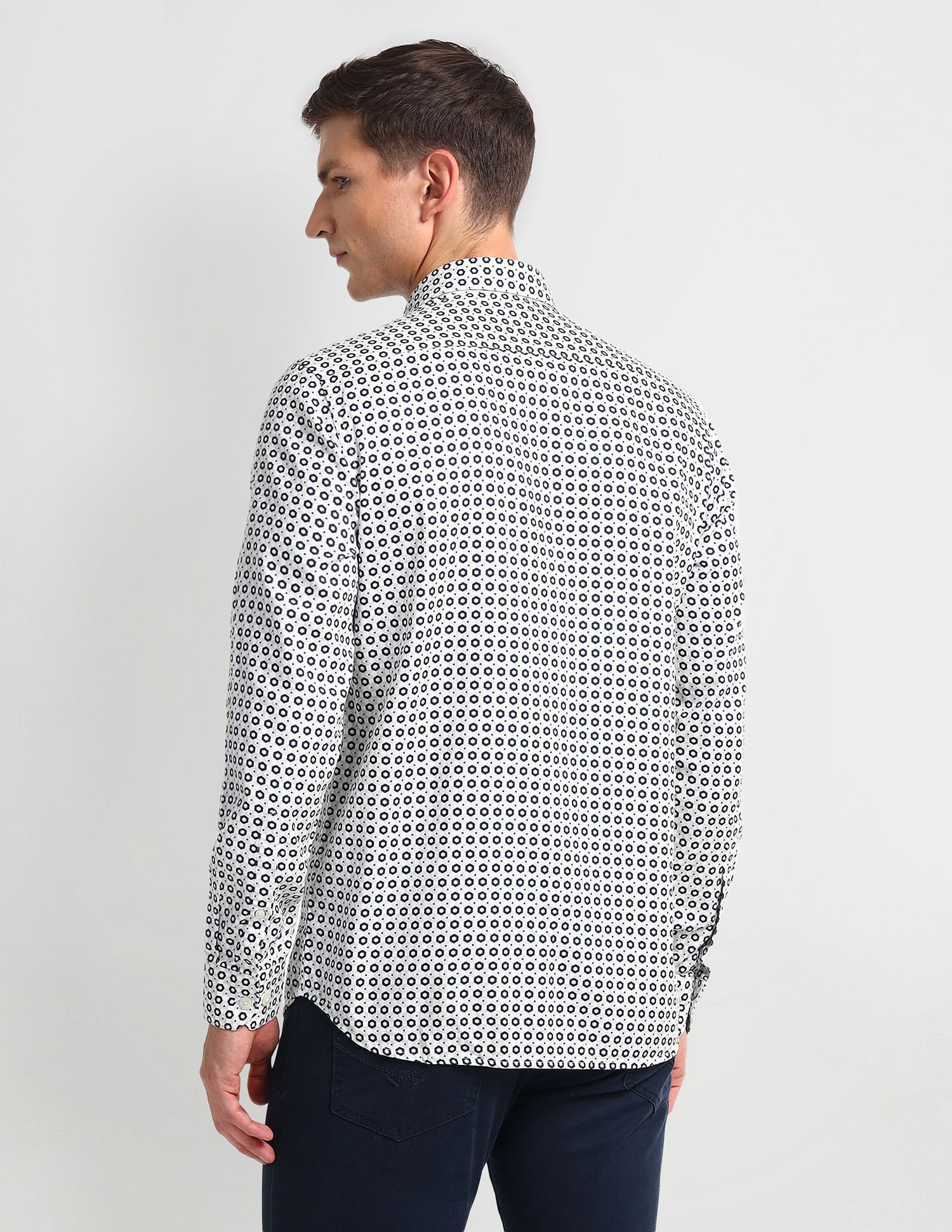 Arrow Sport Manhattan Slim Fit Dobby Shirt