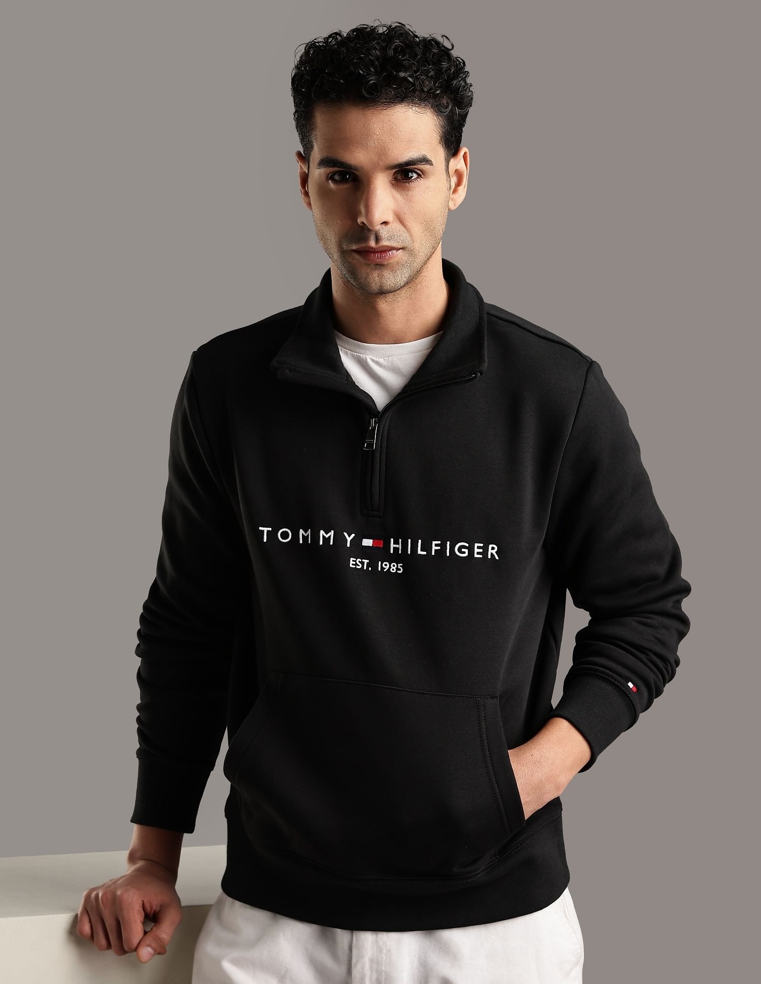 Tommy Hilfiger Embroidered Logo Regular-Fit Cotton Sweatshirt