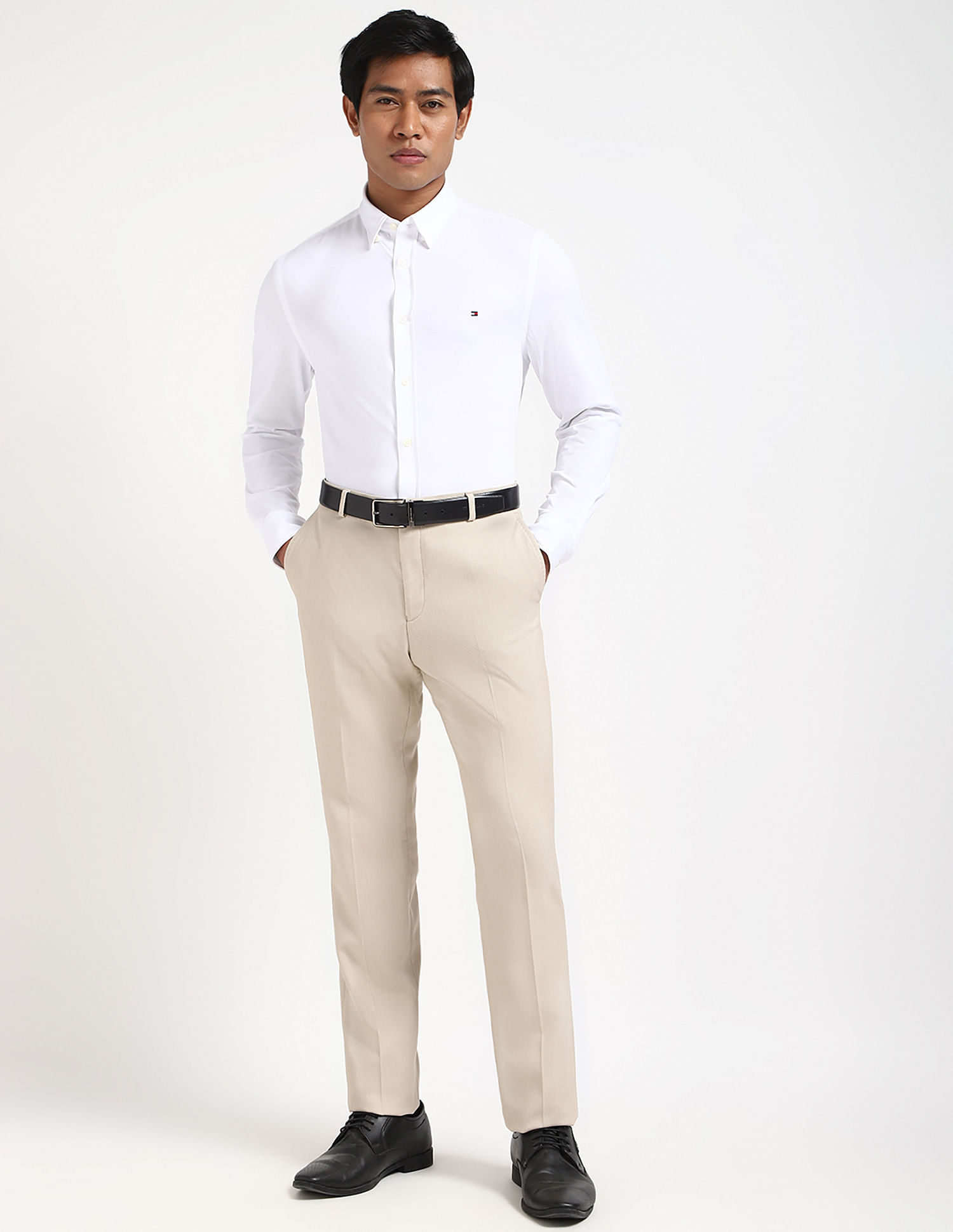 Tommy Hilfiger Regular-Fit Solid Mid-Rise Trouser
