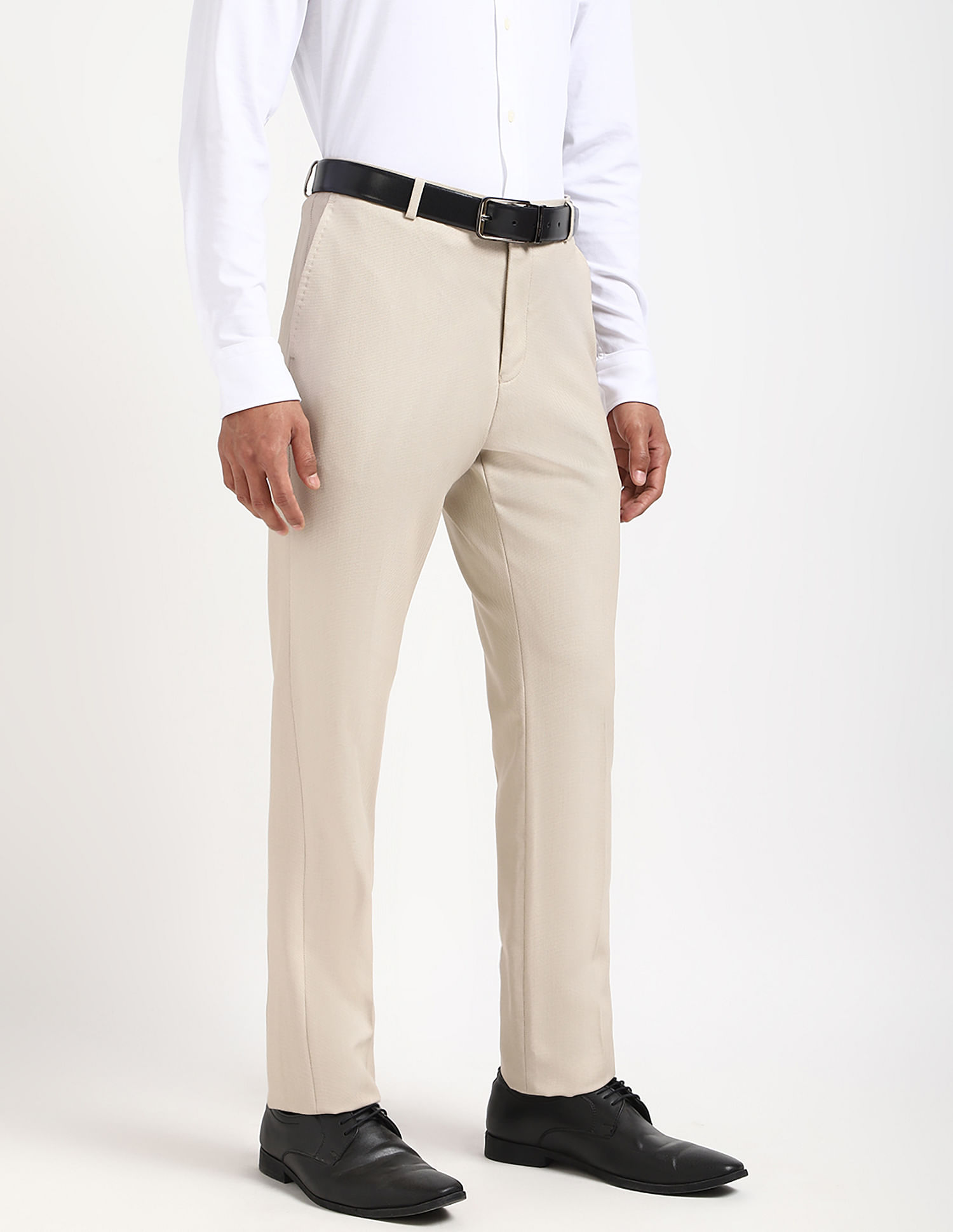 Tommy Hilfiger Regular-Fit Solid Mid-Rise Trouser