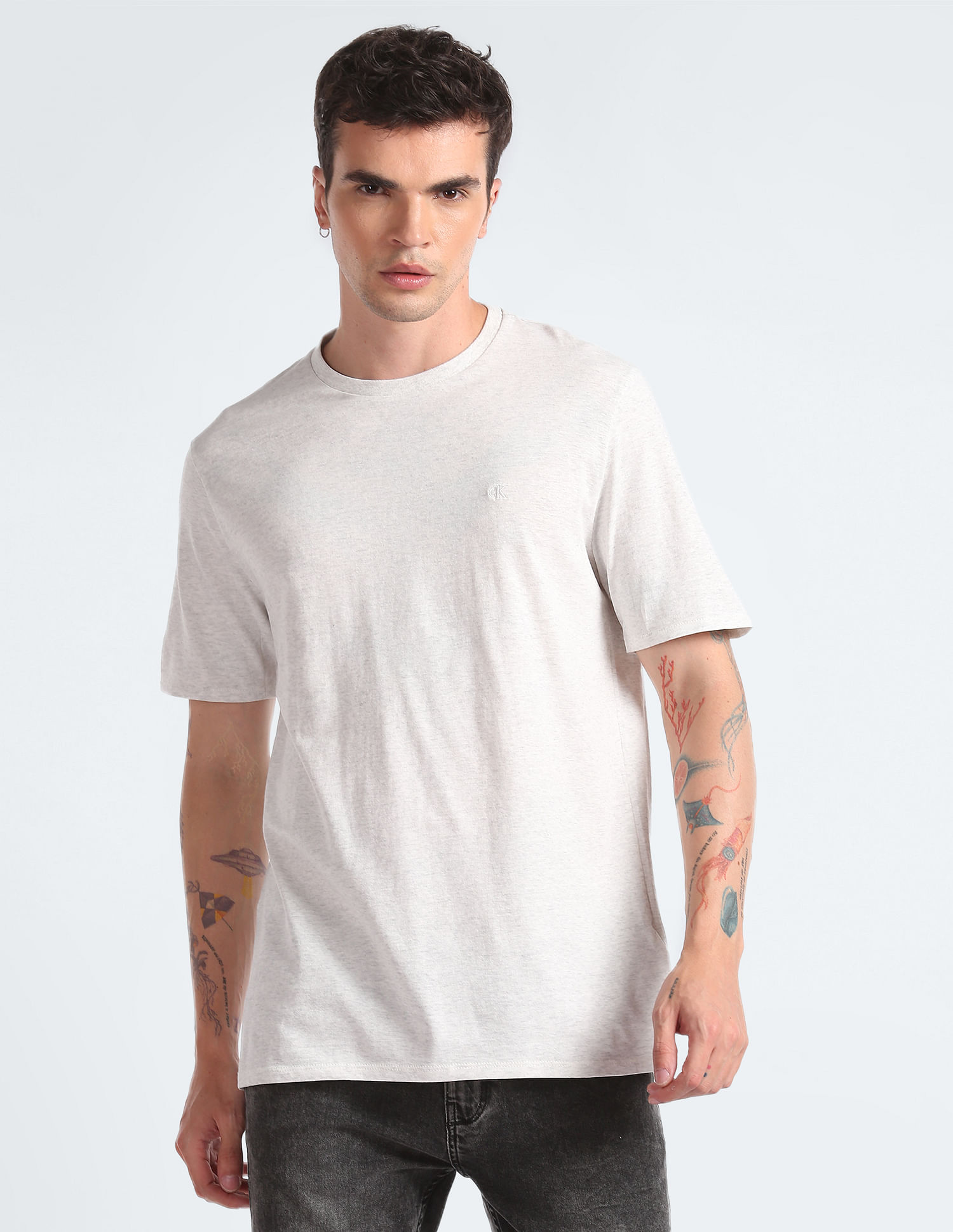 Calvin Klein Jeans Smooth Cotton Solid Crew Neck T-Shirt