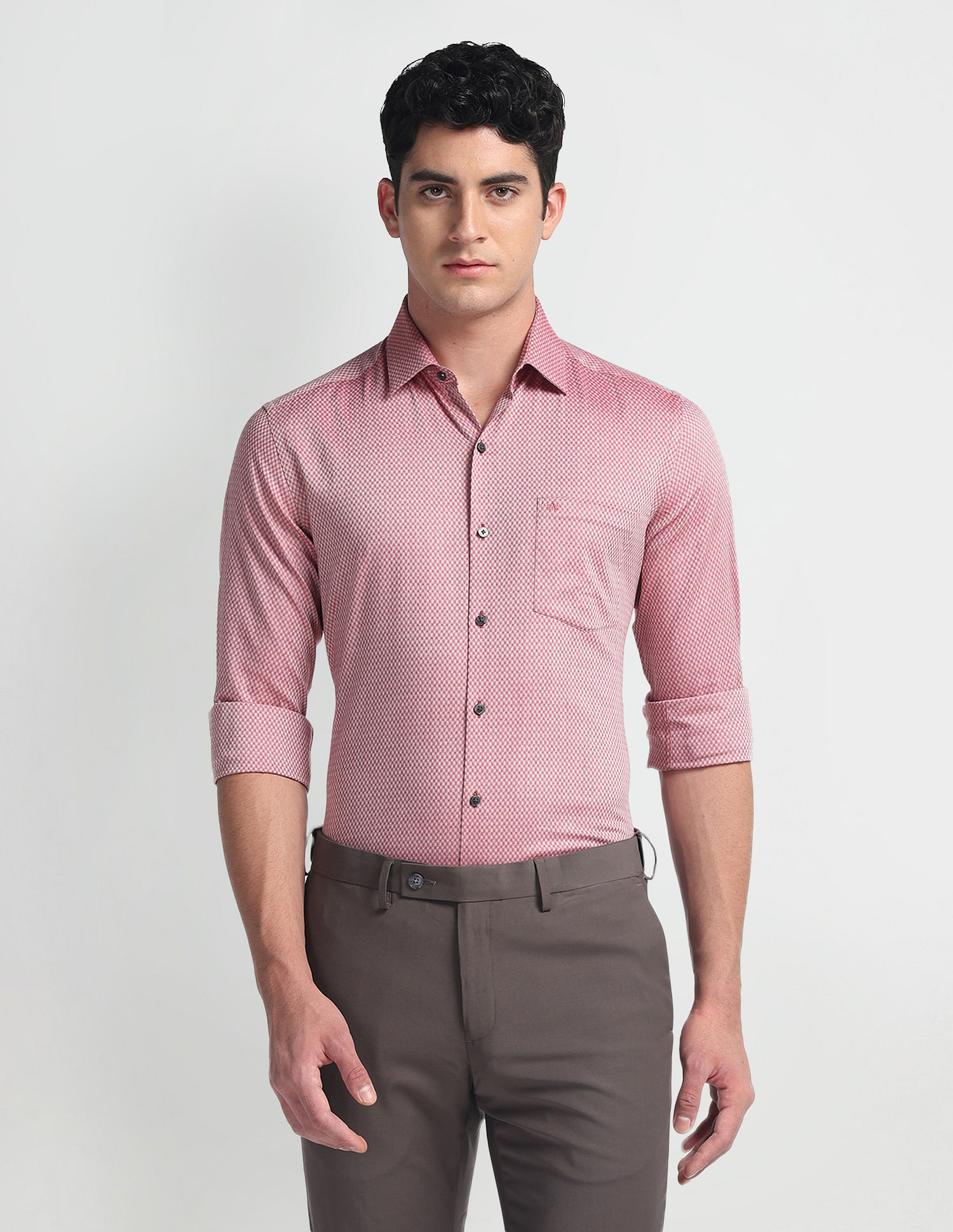 Arrow Pure Cotton Manhattan Slim Shirt
