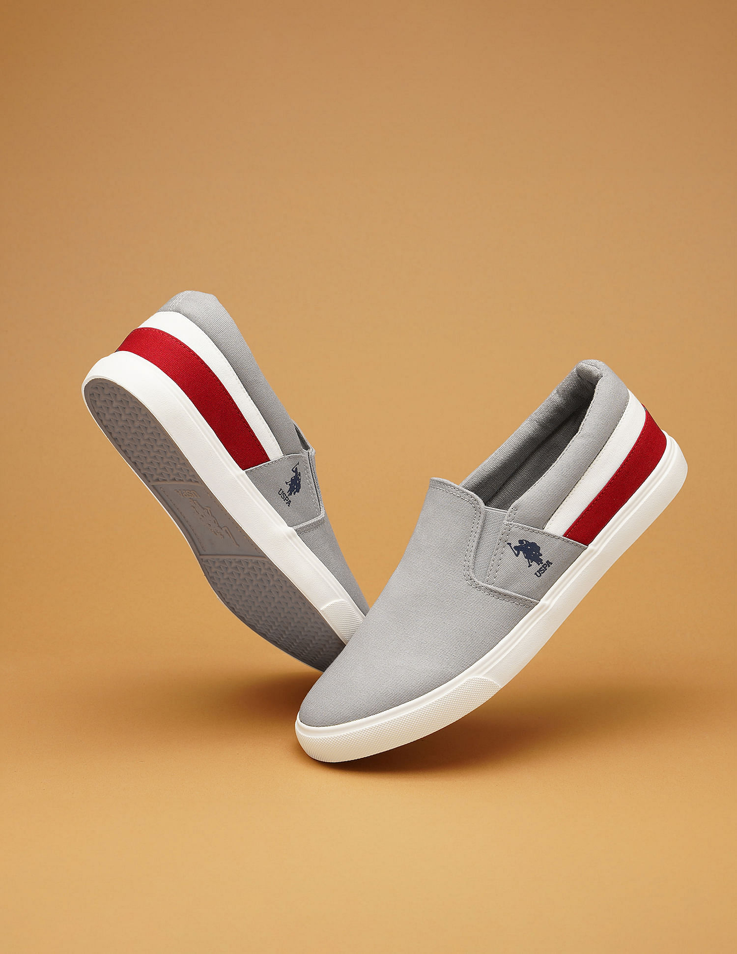 U.S. Polo Assn. Men Carlin 4.0 Colourblocked Sneakers
