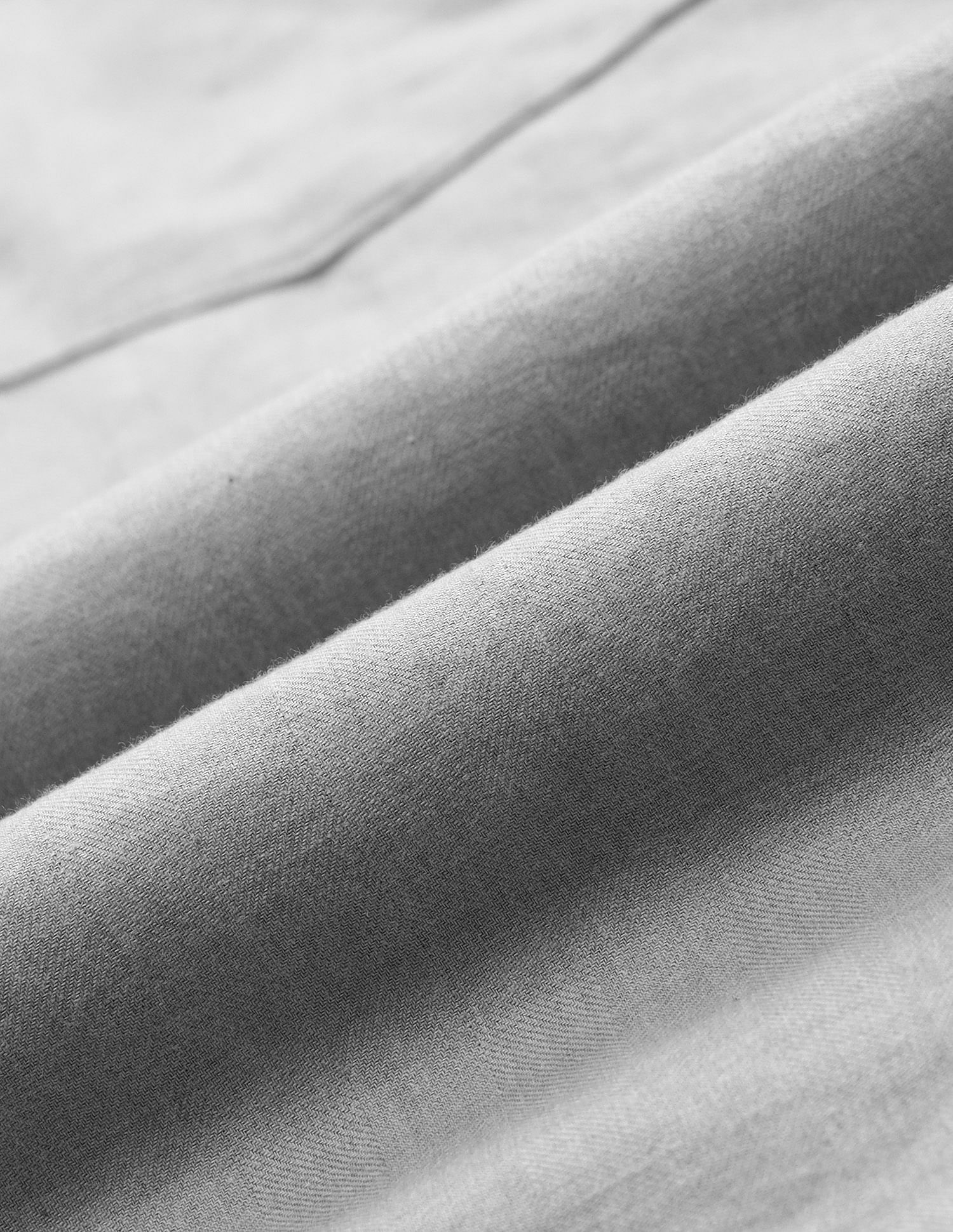 Arrow Sport Slim Fit Herringbone Shirt