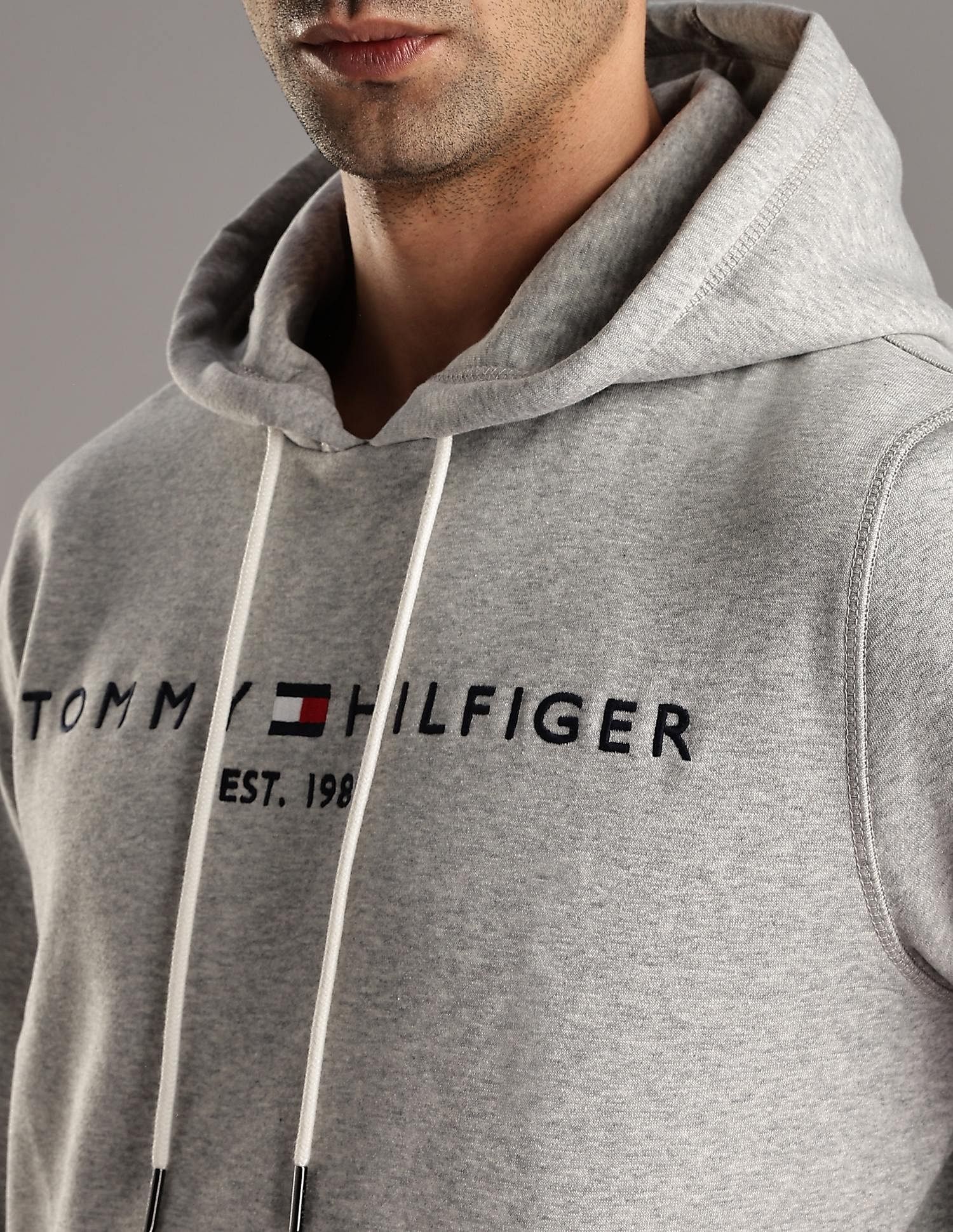 Tommy Hilfiger Embroidered Logo Regular-Fit Cotton Sweatshirt