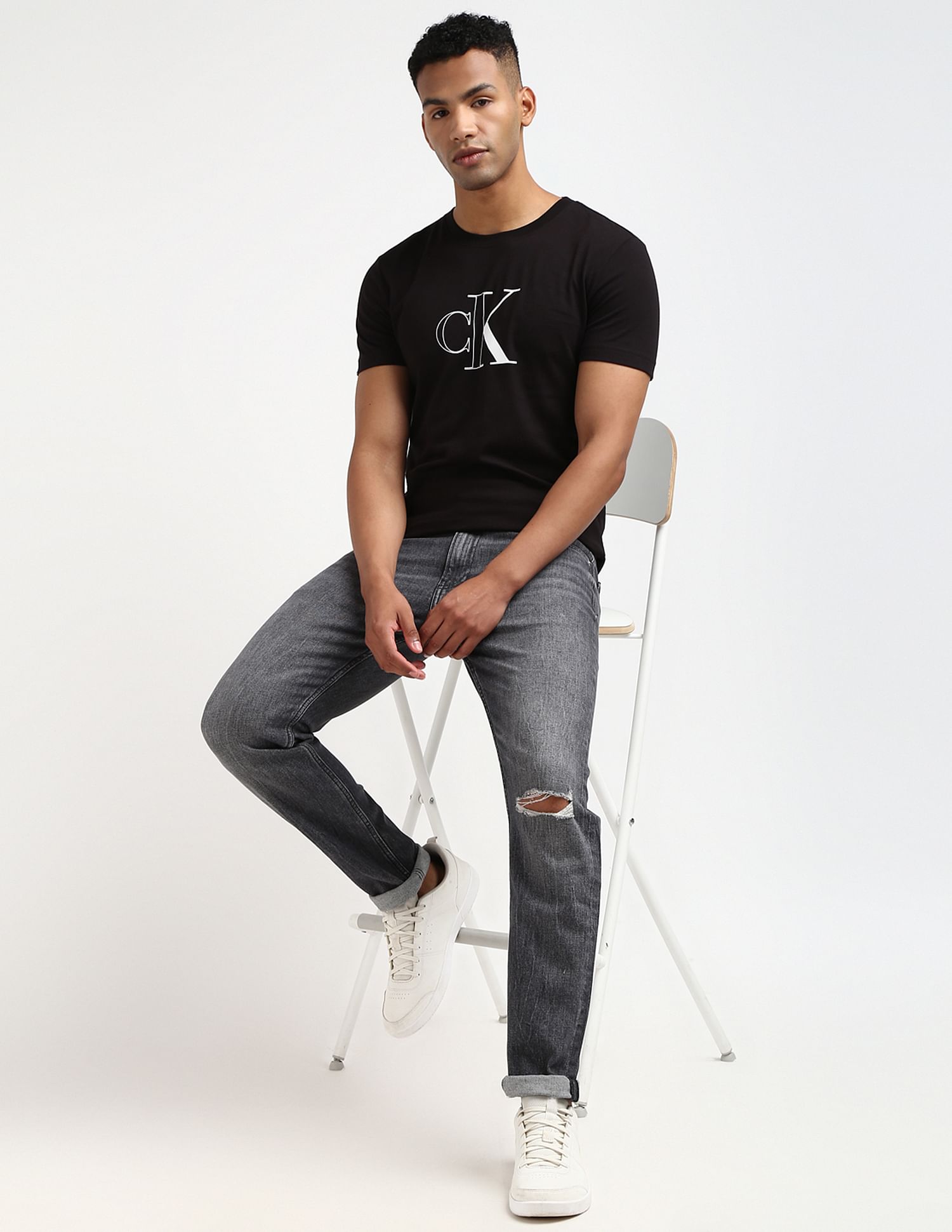 Calvin Klein Sustainable Outline Monologo T-Shirt