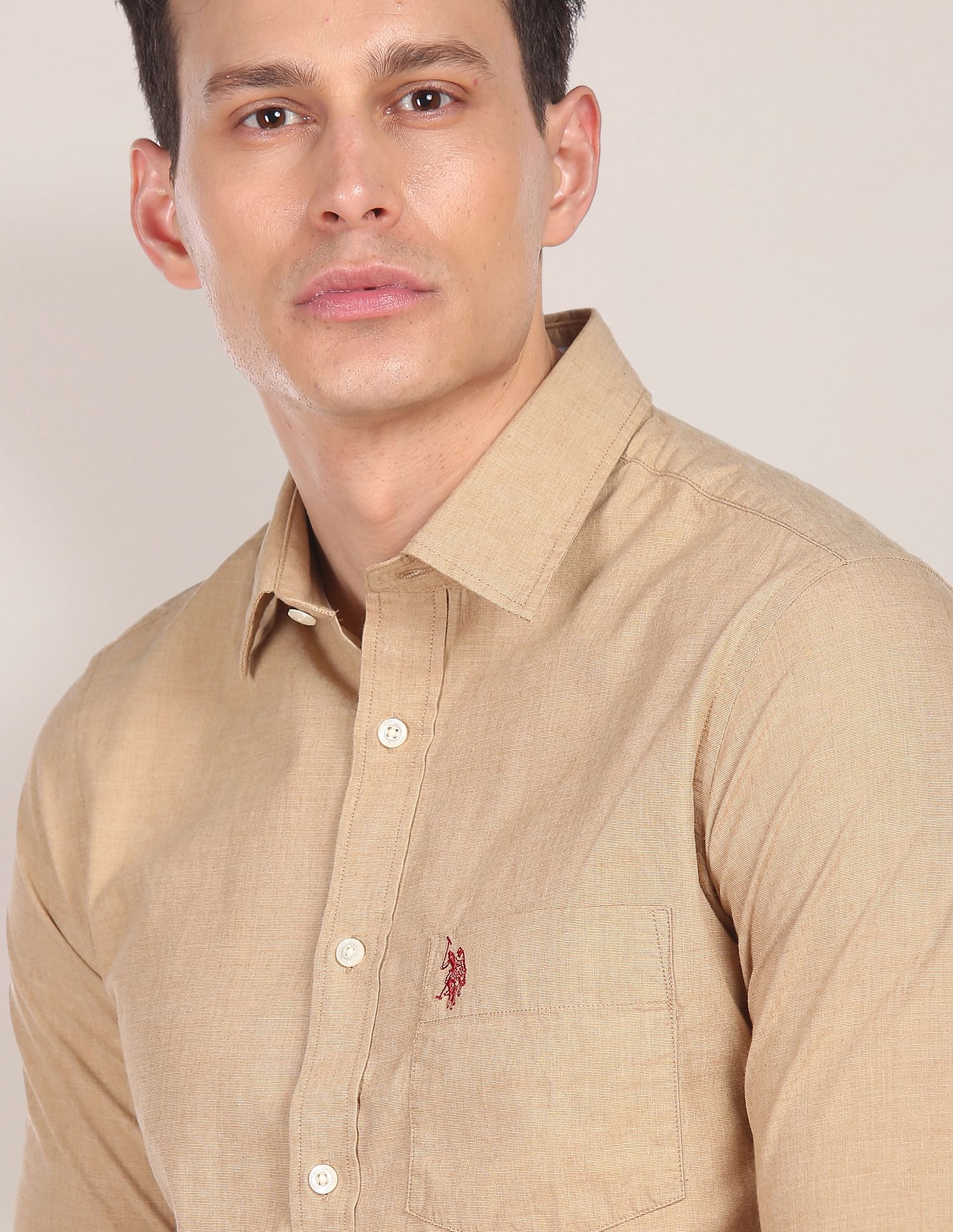 U.S. Polo Assn. Tailored Regular Fit Solid Casual Shirt