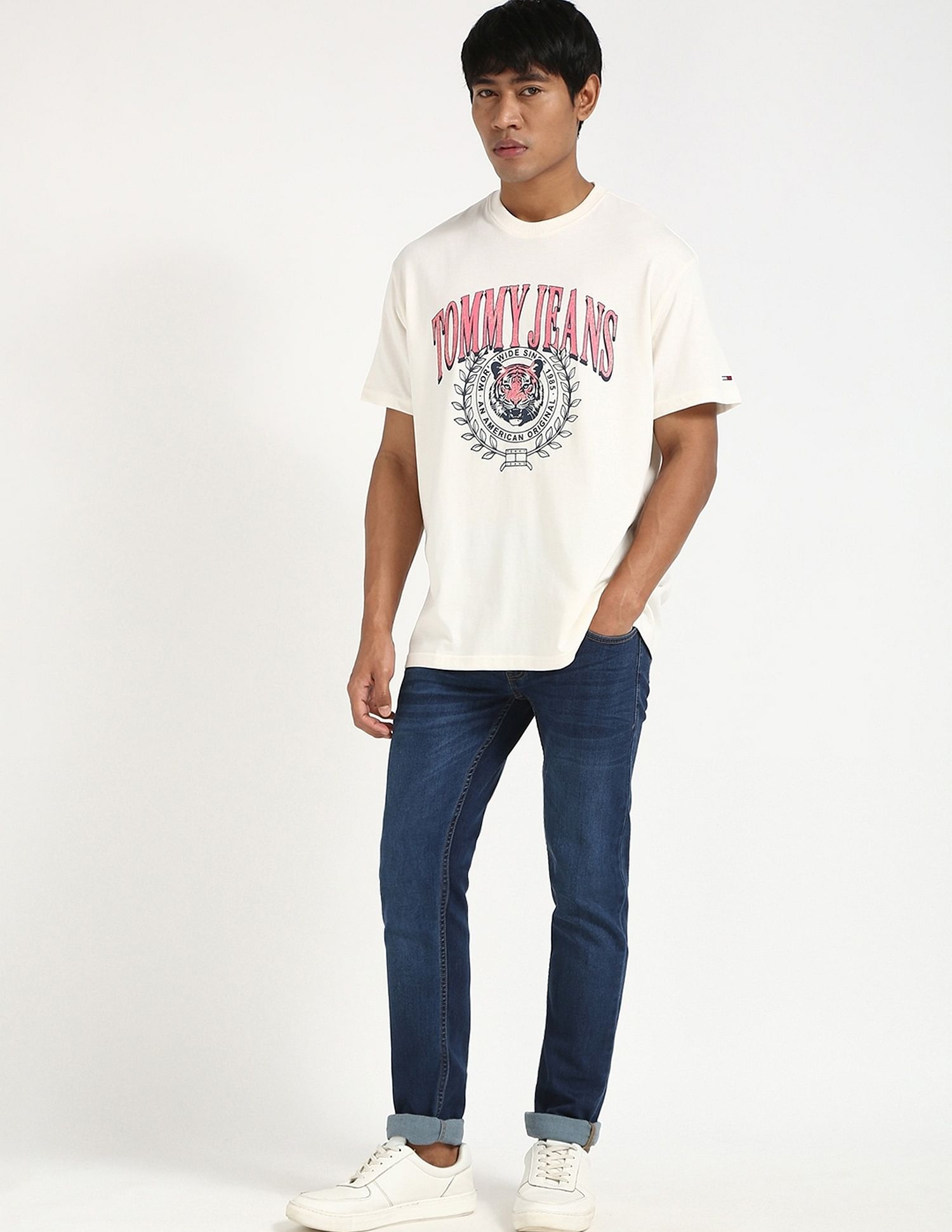 Tommy Hilfiger Graphic Relaxed-Fit Cotton T-Shirt