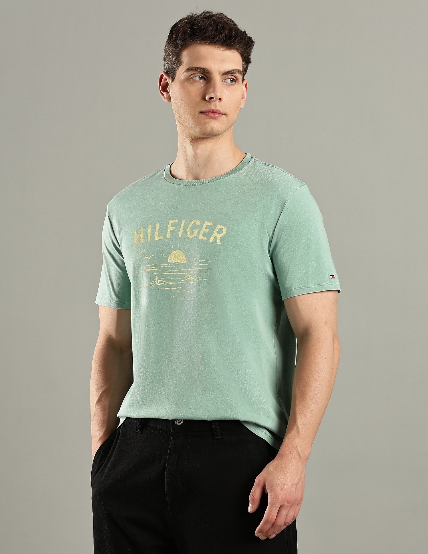 Tommy Hilfiger Logo Regular-Fit Cotton T-Shirt