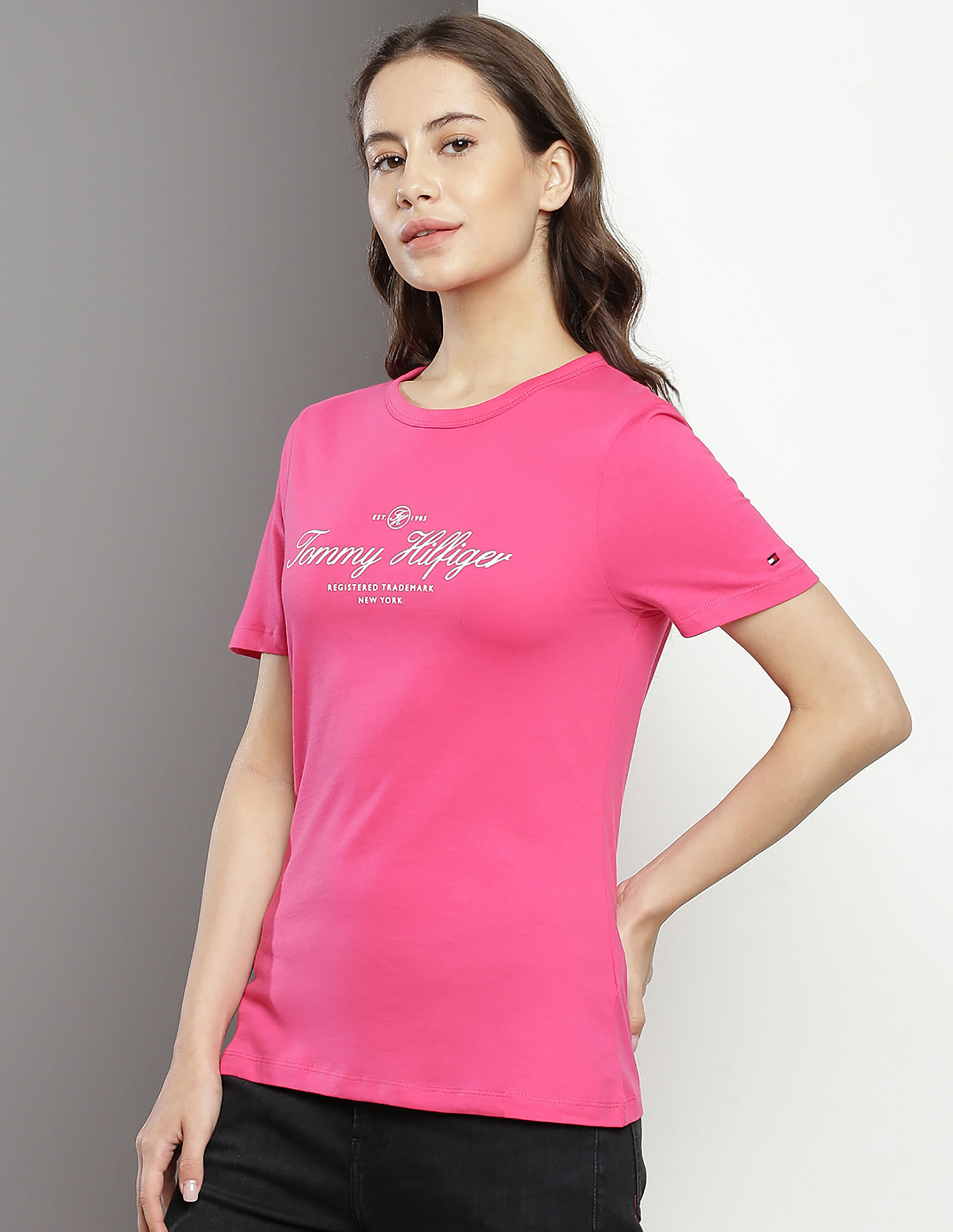 Tommy Hilfiger Brand Print Slim T-Shirt