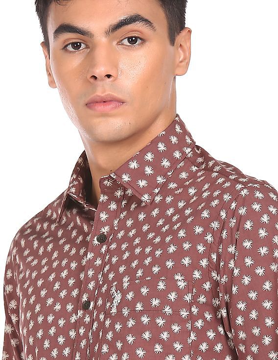 U.S. Polo Assn. Spread Collar Printed Casual Shirt