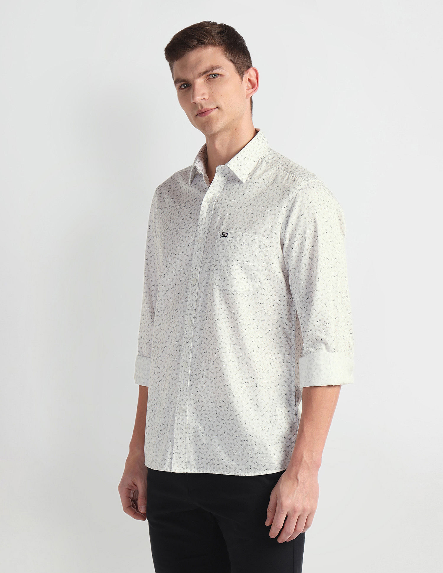 Arrow Sports Manhattan Slim Fit Twill Shirt