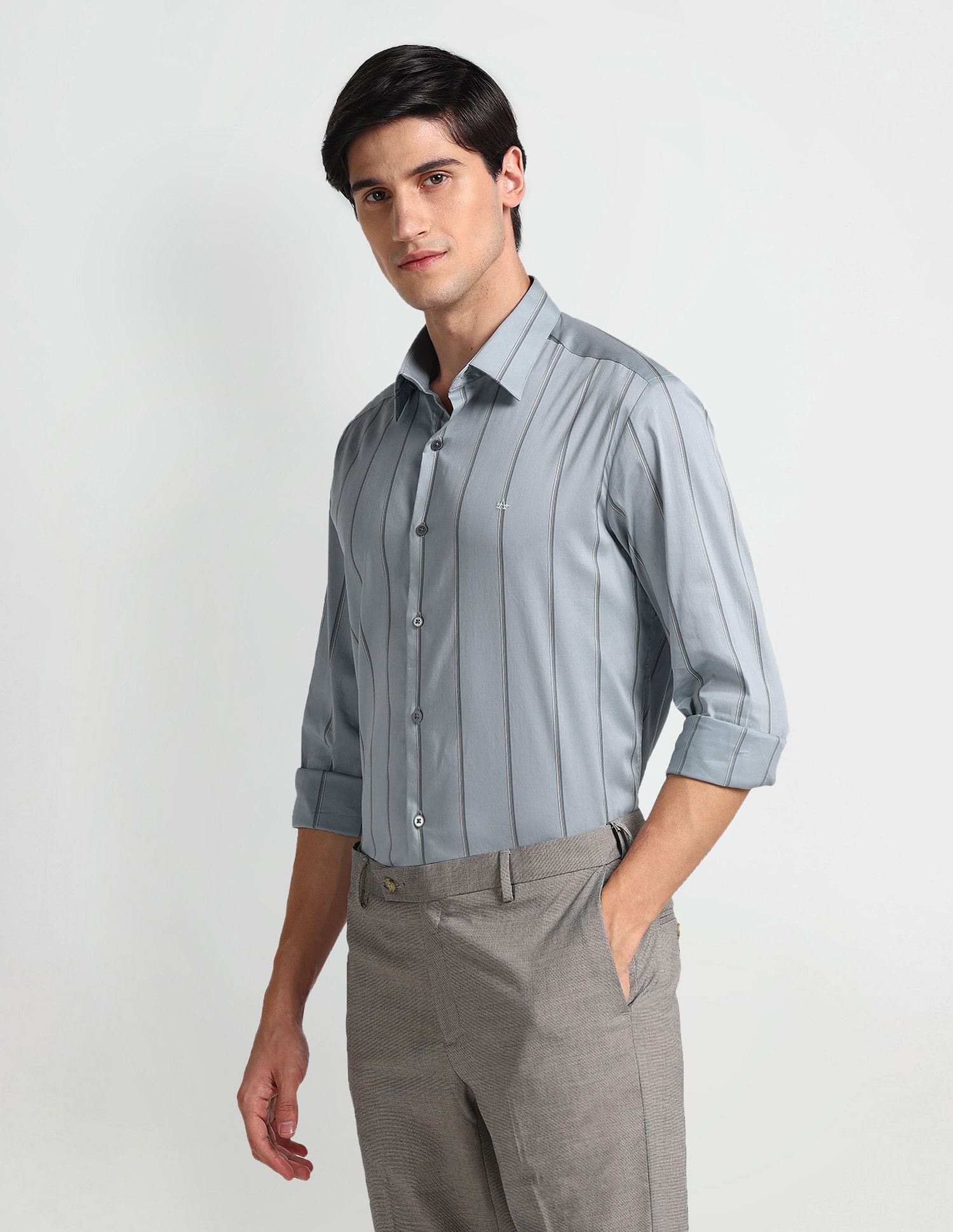 Arrow Newyork Vertical Stripe Slim Fit Shirt