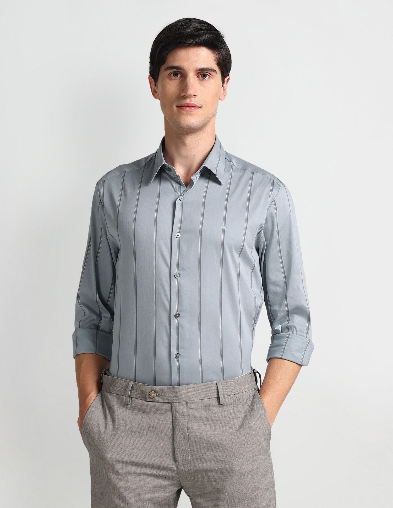 Arrow Newyork Vertical Stripe Slim Fit Shirt