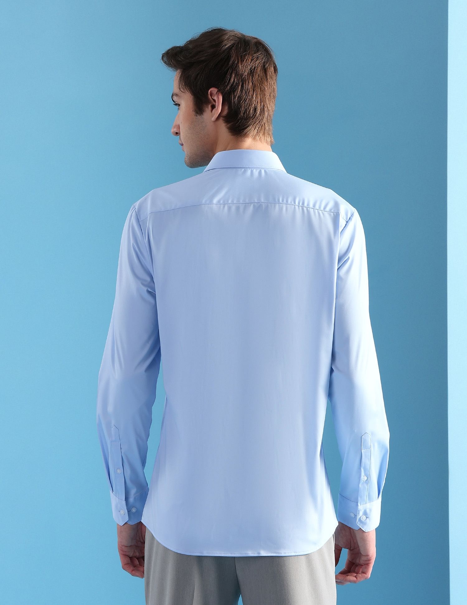 Arrow Solid Liberty Classic Fit Velocity Shirt