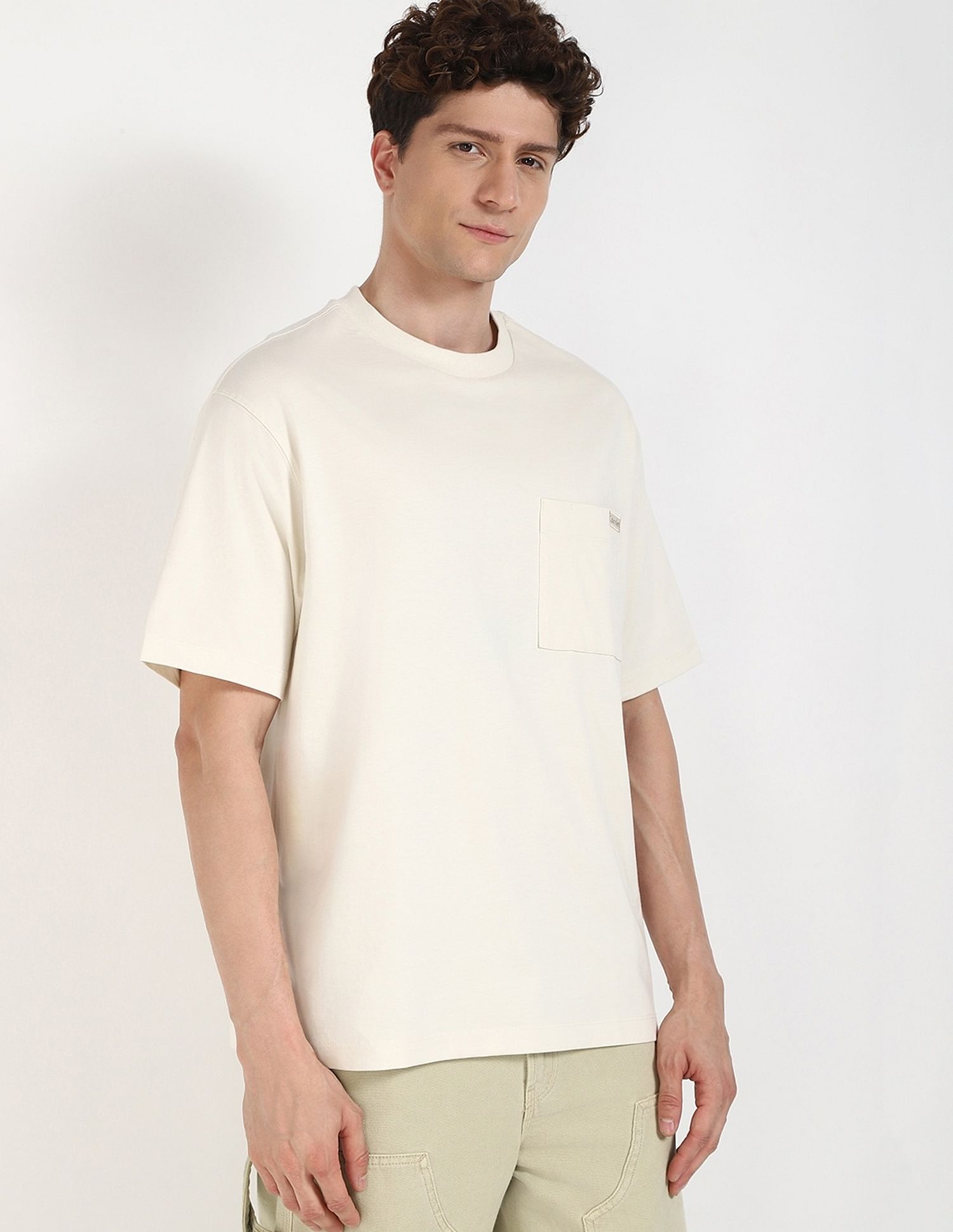 Calvin Klein Jeans Mens Relaxed Fit Solid T-Shirt