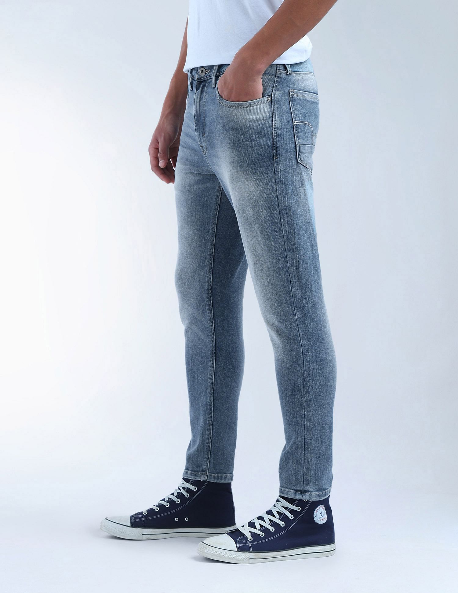 Flying Machine Mankle Relaxed Tapered Fit Style Denim Jeans