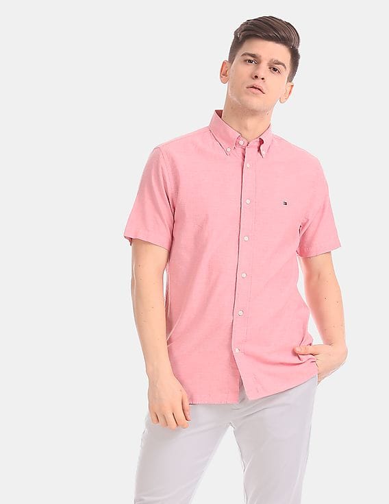 Buy Tommy Hilfiger Men Red Short Sleeve Oxford Casual Shirt