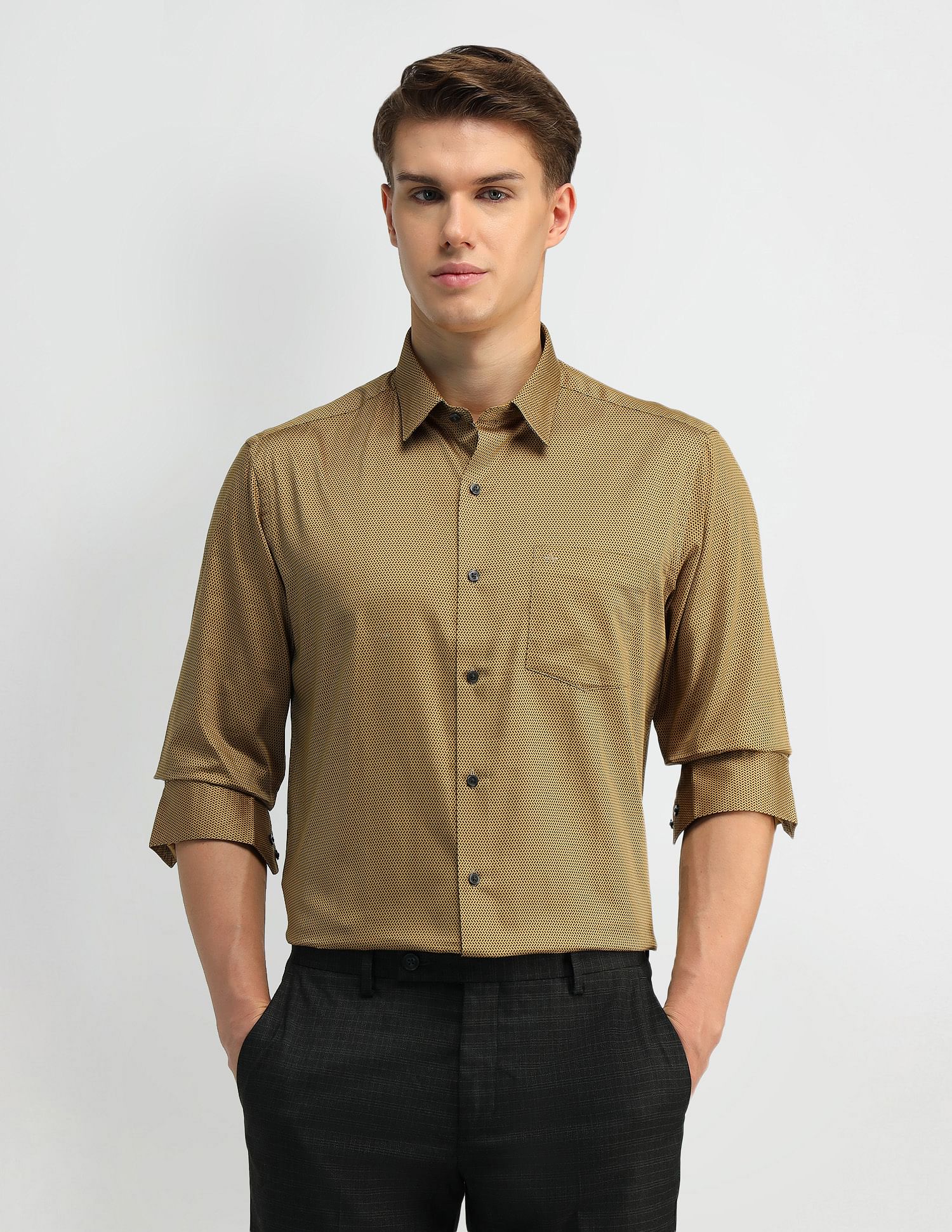 Arrow Manhattan Slim Fit Twill Shirt